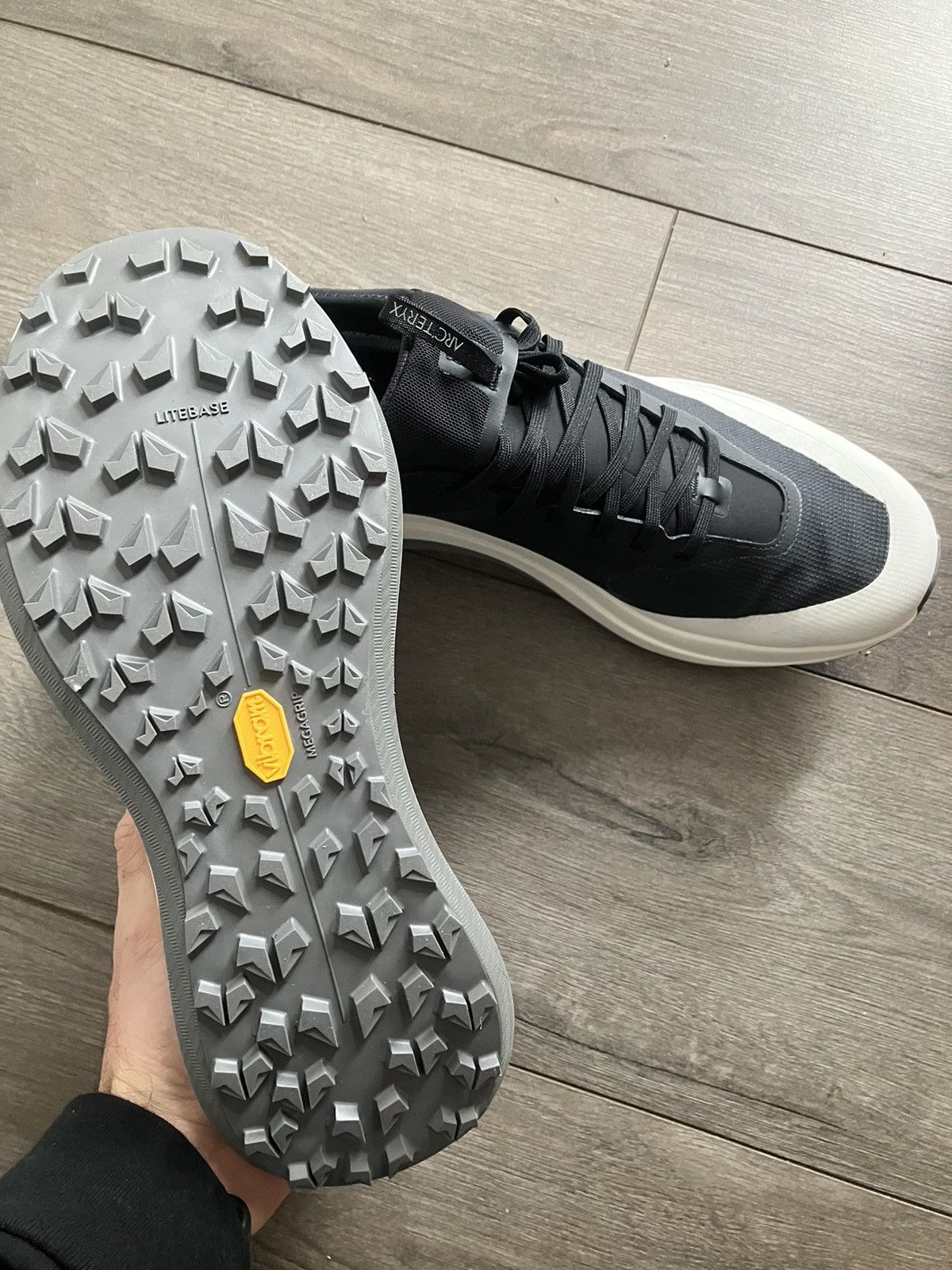 Arc'teryx Arc’teryx Sylan GTX shoe Size US 9.5 / EU 42-43 - 4 Thumbnail