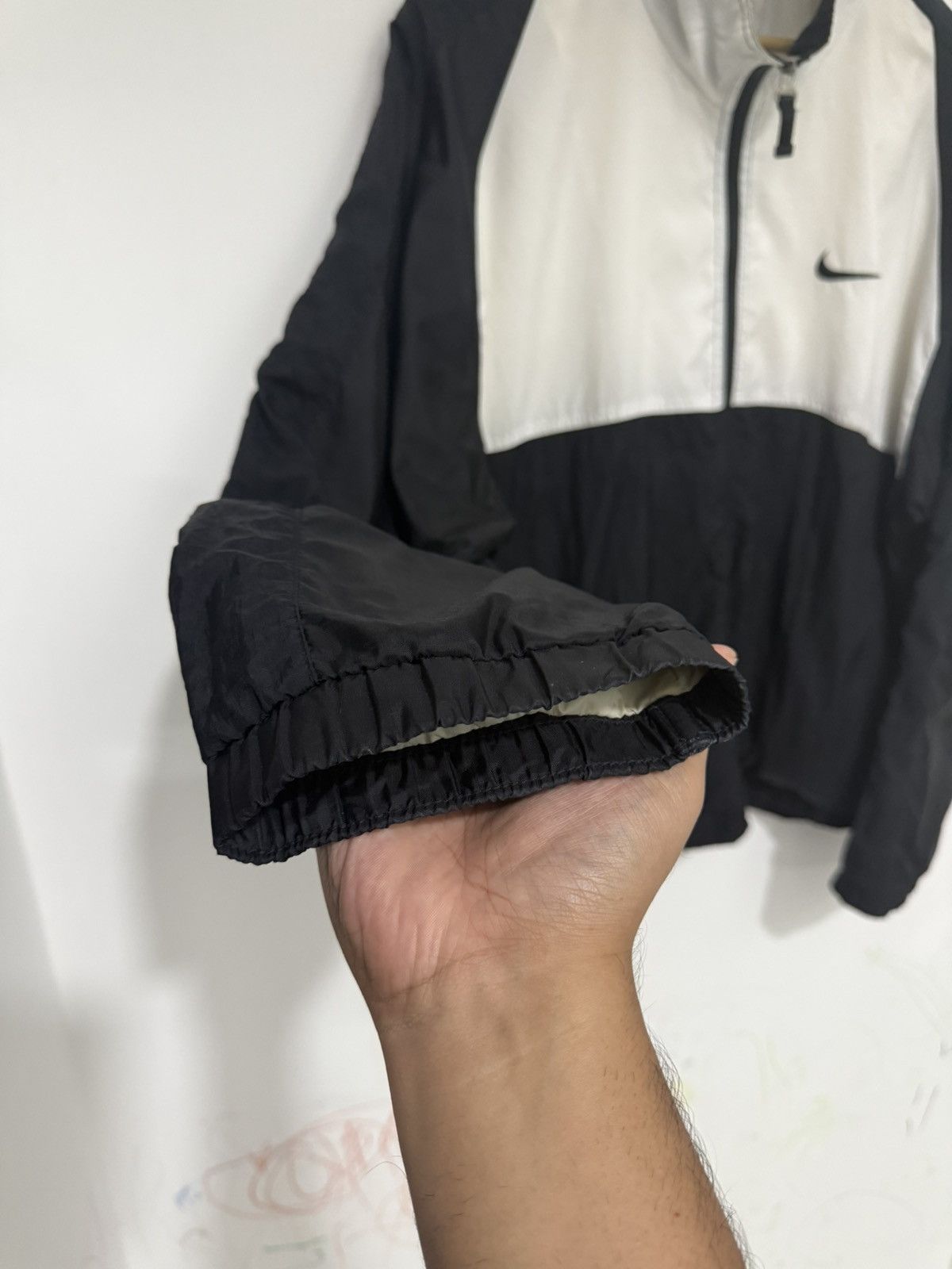 Nike Vintage Nike Swoosh Windbreaker Jacket Size US L / EU 52-54 / 3 - 5 Thumbnail
