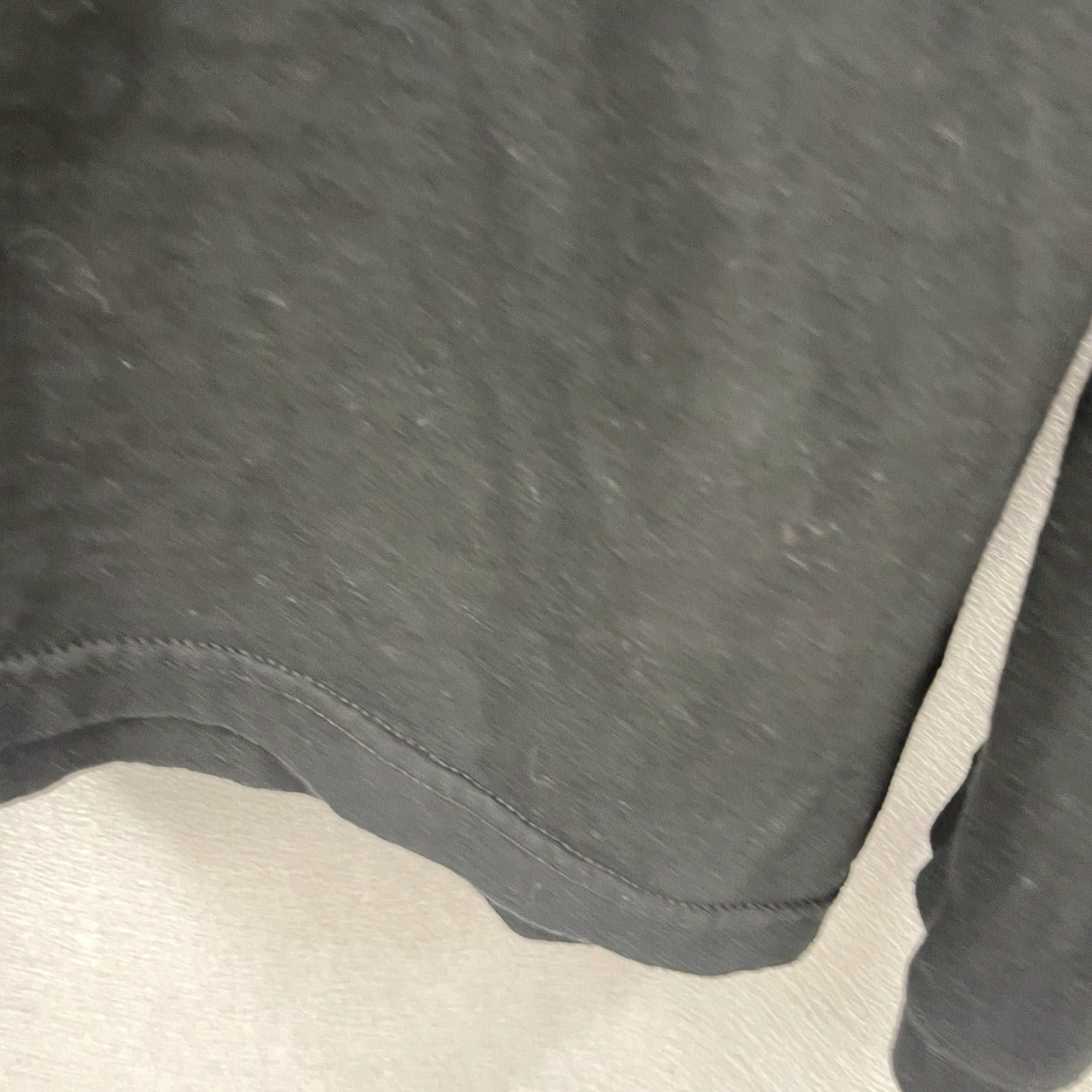 Oakley VINTAGE Oakley T-Shirt Men 2XL Crew Neck Long Sleeve Cotton Black 90s Surf Skate Retro Mens Size US XXL / EU 58 / 5 - 6 Thumbnail