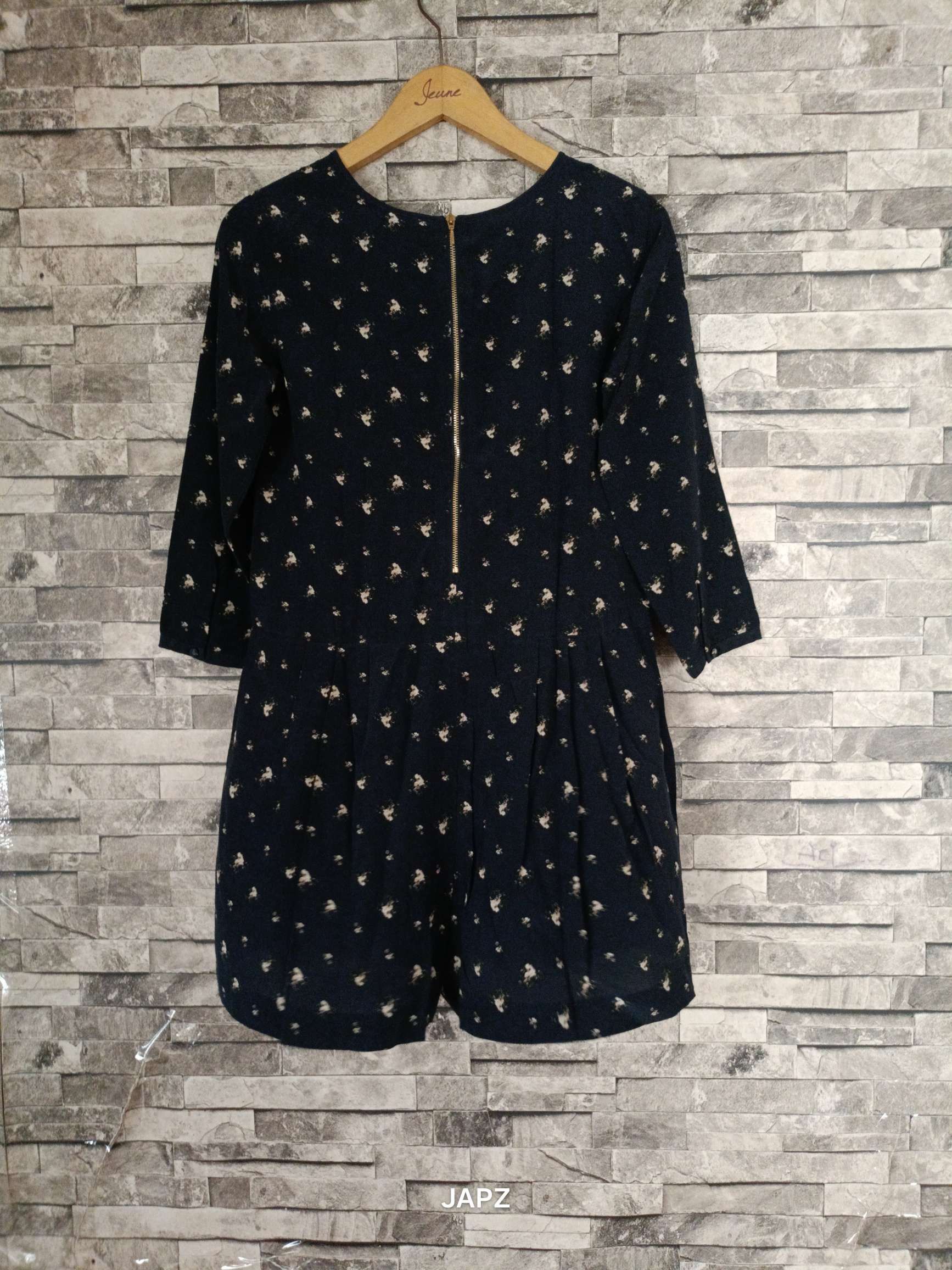 Club Monaco Club Monaco silk mini rompers Size M / US 6-8 / IT 42-44 - 9 Thumbnail