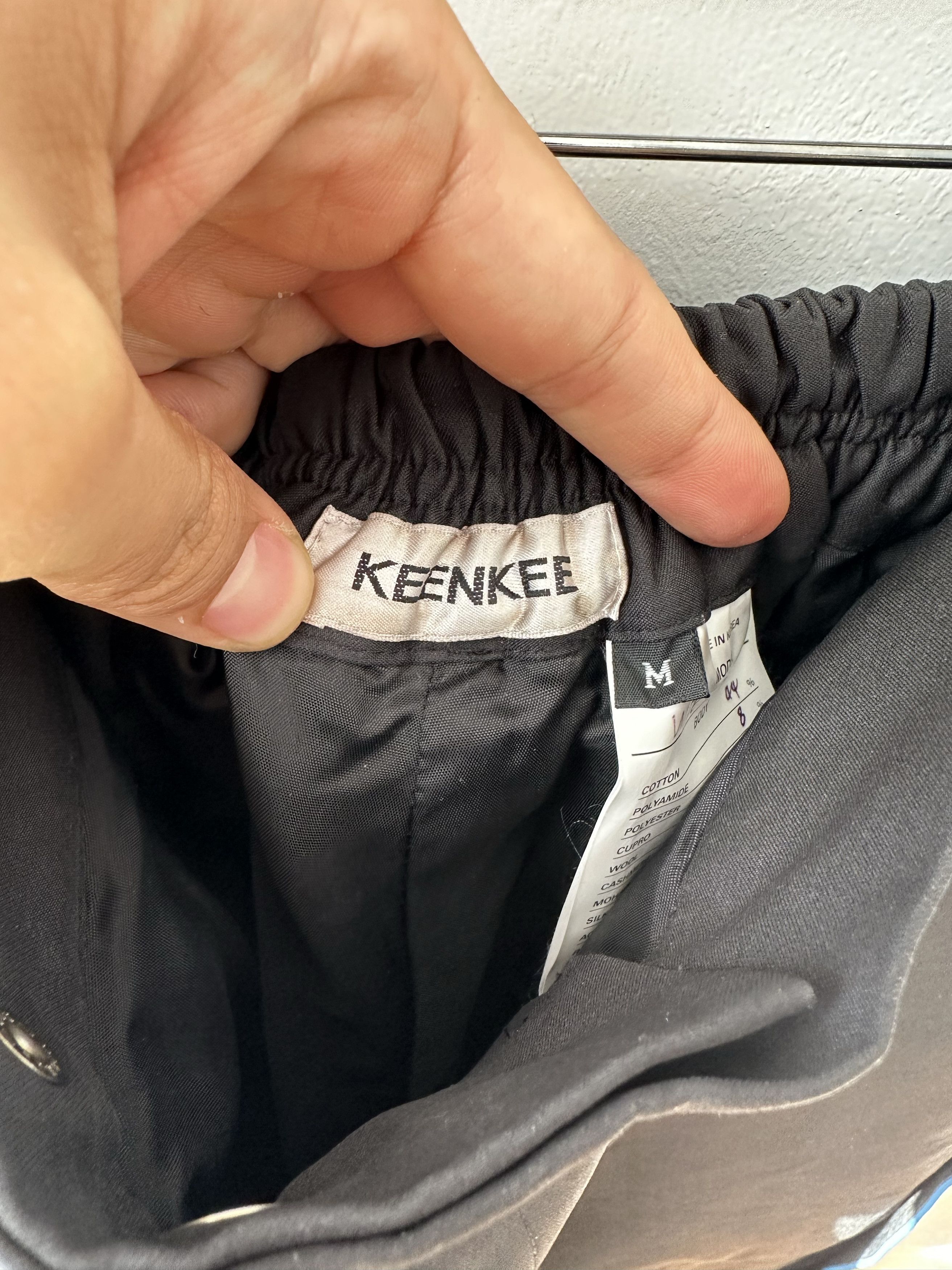 KEENKEEE KEENKEE black neo-hybrid elastic waist durable track pants Size US 31 - 7 Thumbnail