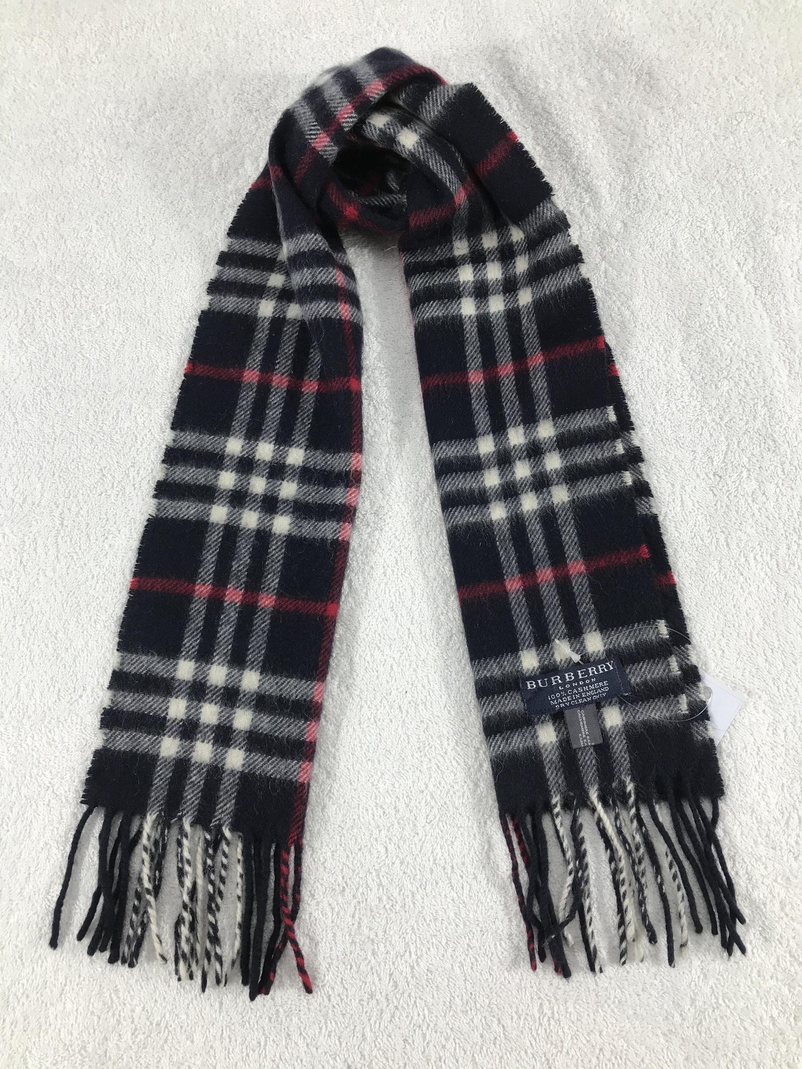 Burberry × Vintage Burberry Scarf / Muffler / Neckwear - WW1492 Size ONE SIZE - 1 Thumbnail