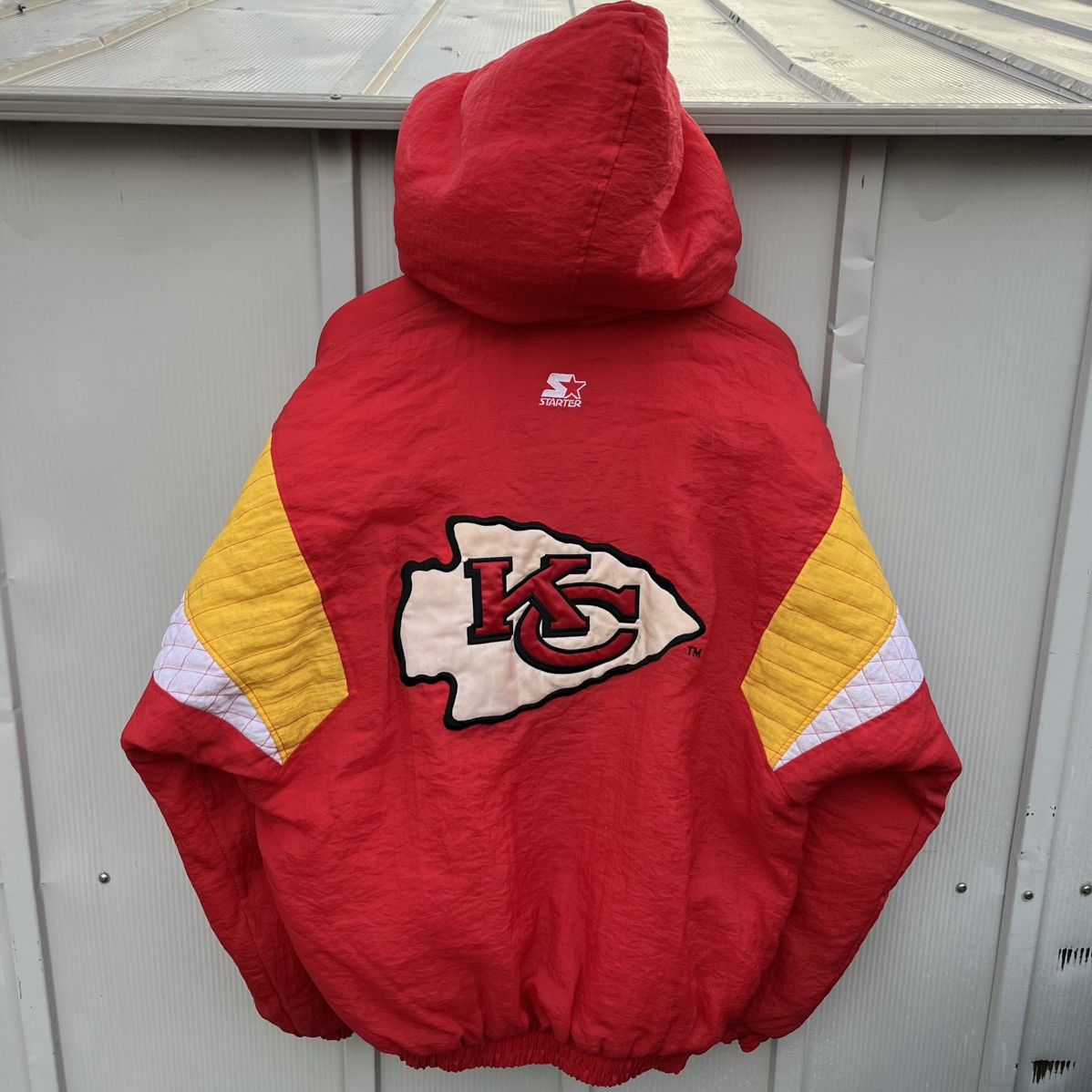 Starter × Vintage Vintage 90’s Kansas City Chiefs Hooded Starter Jacket Sz L Size US L / EU 52-54 / 3 - 6 Thumbnail
