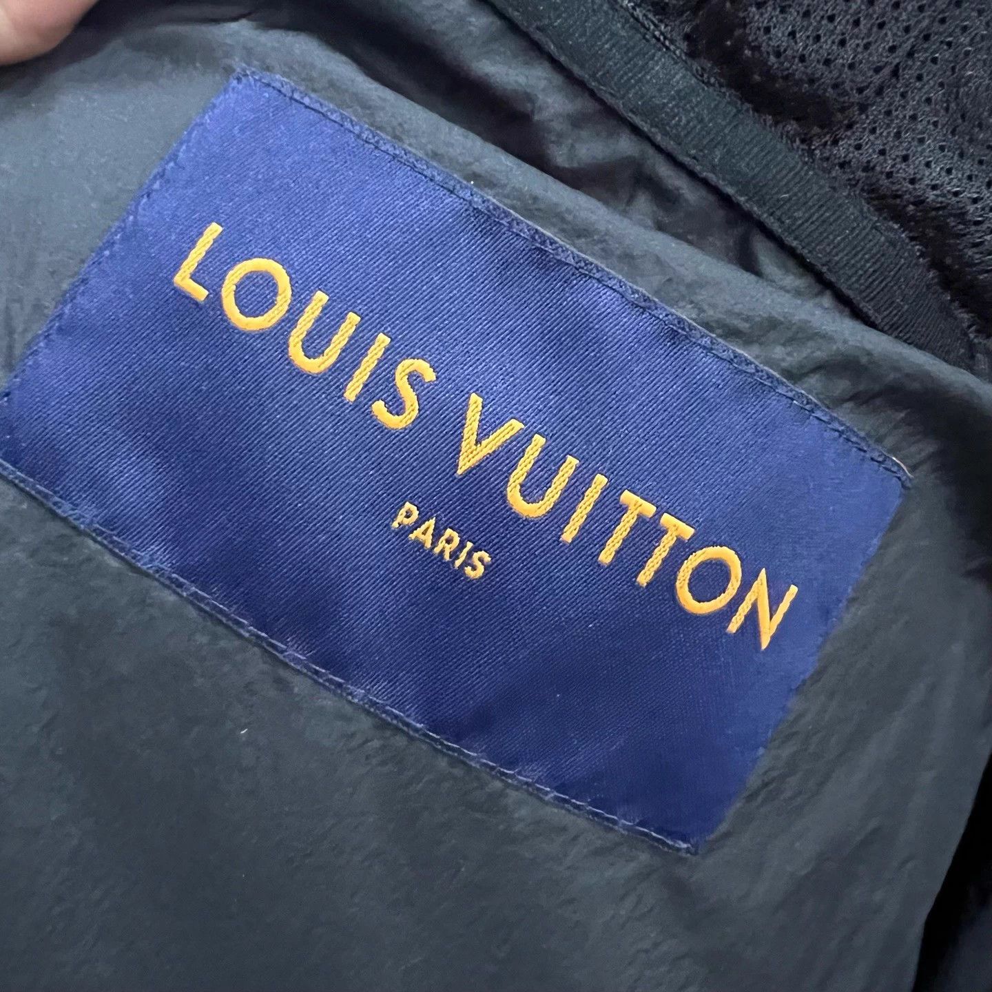 Louis Vuitton LV 2054 color blocked Monogram thermo puffer 50 Size US M / EU 48-50 / 2 - 4 Thumbnail