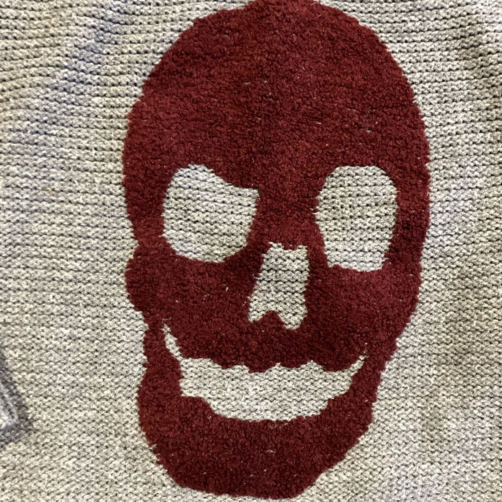 Pinko Pink Owl Sweater Large Gray Chenille SKULL Women's Beautiful Size Size L / US 10 / IT 46 - 2 Thumbnail