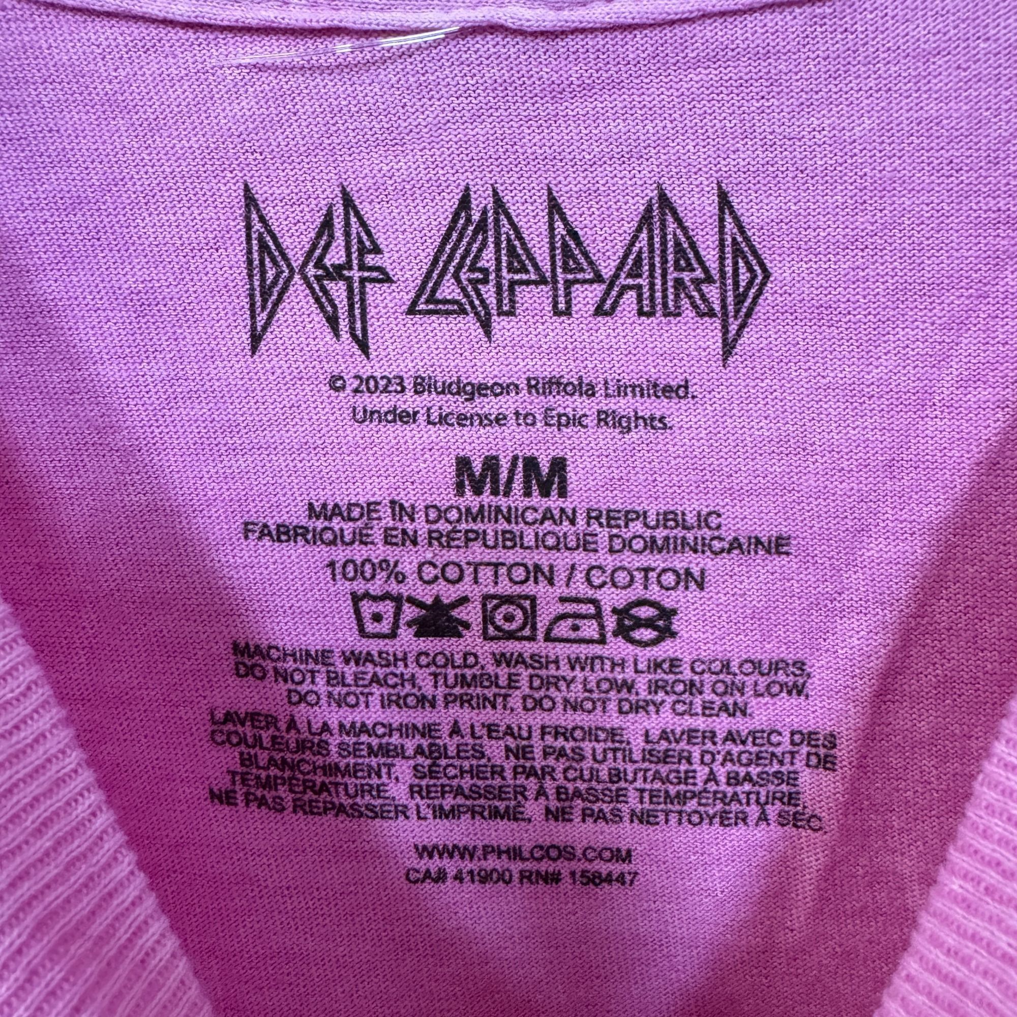 Band Tees × Def Leppard Def Leppard Animal Realistic Leopard Heavy Metal Band Tee M Size US M / EU 48-50 / 2 - 4 Thumbnail