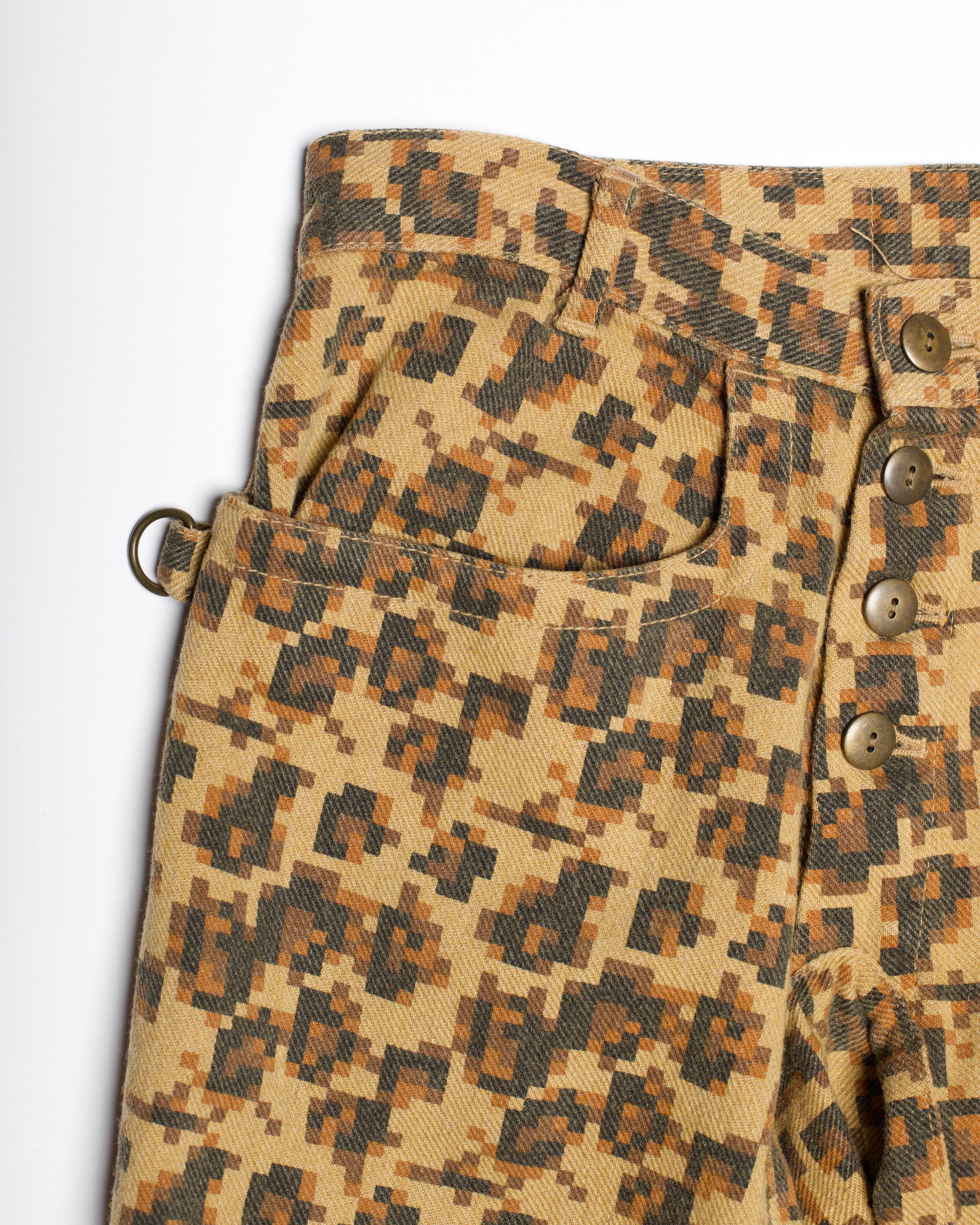 Beauty Beast 2beauty:beast Dark Knight Digital Camo Shorts Size US 31 - 4 Thumbnail