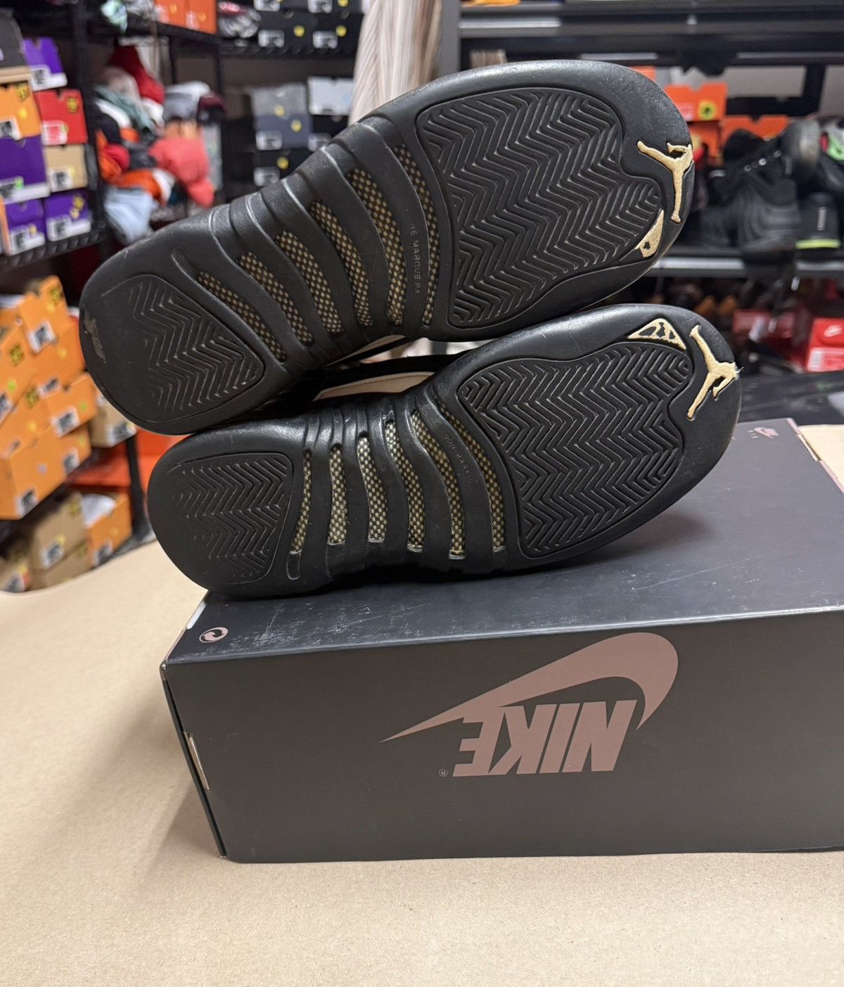 Jordan Brand Nike Air Jordan 12 XII Retro BG The Master size 5.5y Rare! Size US 5.5 / EU 38 - 5 Thumbnail