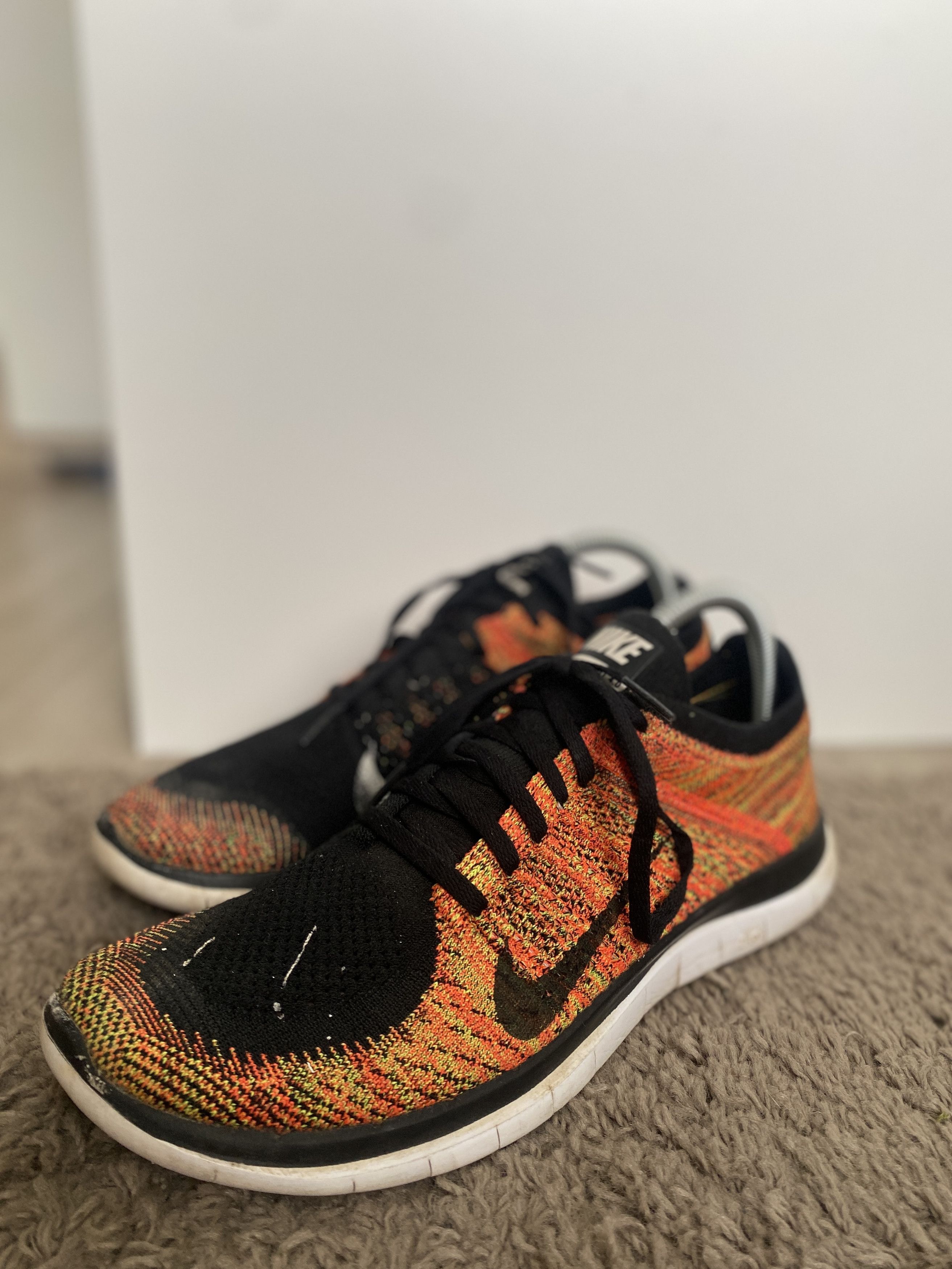 Nike Nike Free Flyknit 4.0 Black Volt Bright Crimson sport Size US 10 / EU 43 - 1 Thumbnail