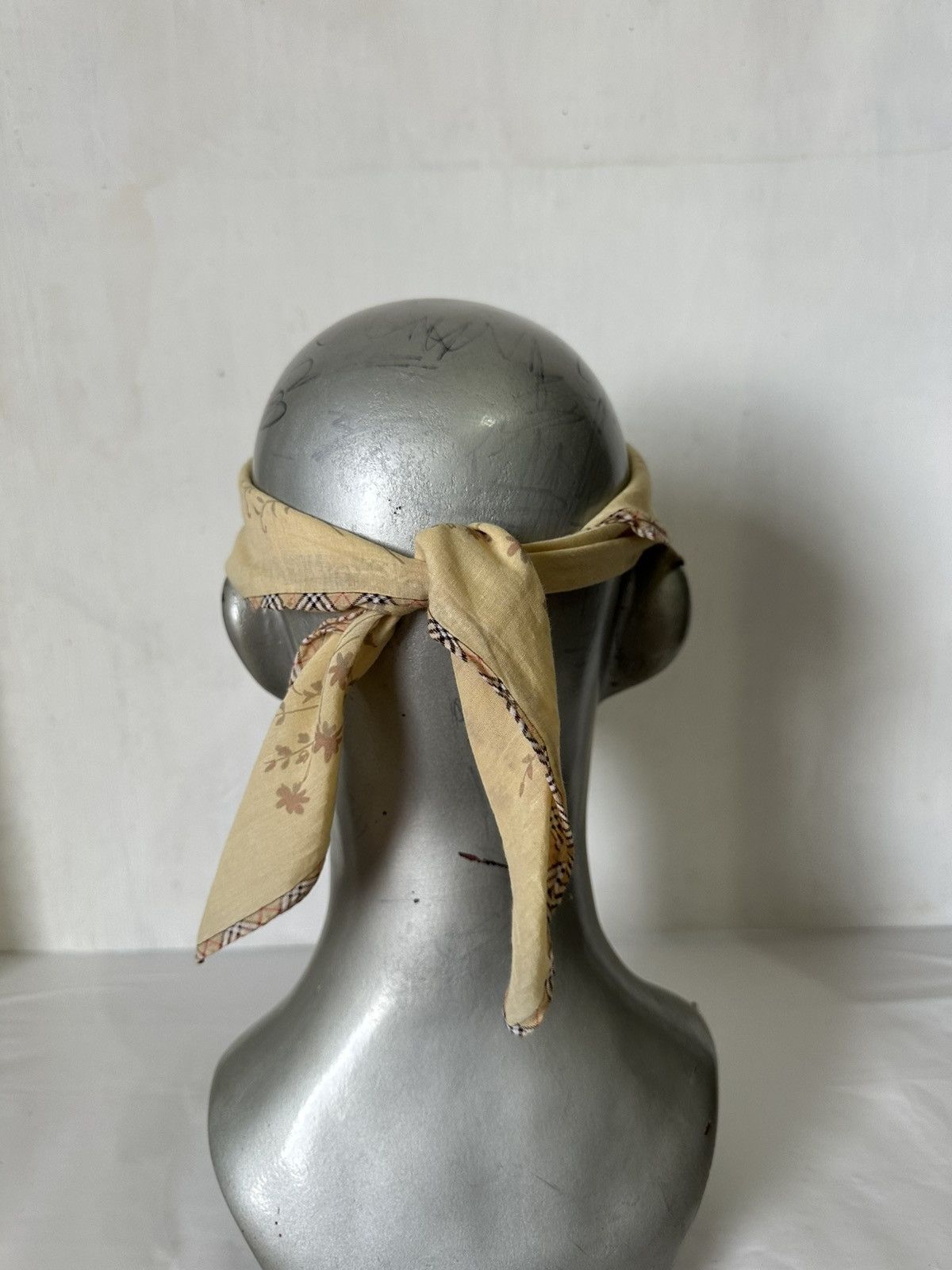 Burberry × Vintage Vintage Burberry Handkerchief/ Neckerchief/ Bandana Size ONE SIZE - 4 Thumbnail