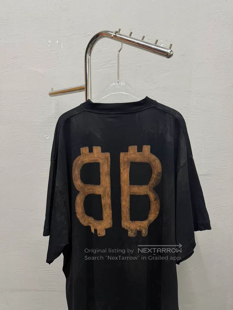 Balenciaga Balenciaga Bitcoin short-sleeve Size US L / EU 52-54 / 3 - 5 Thumbnail