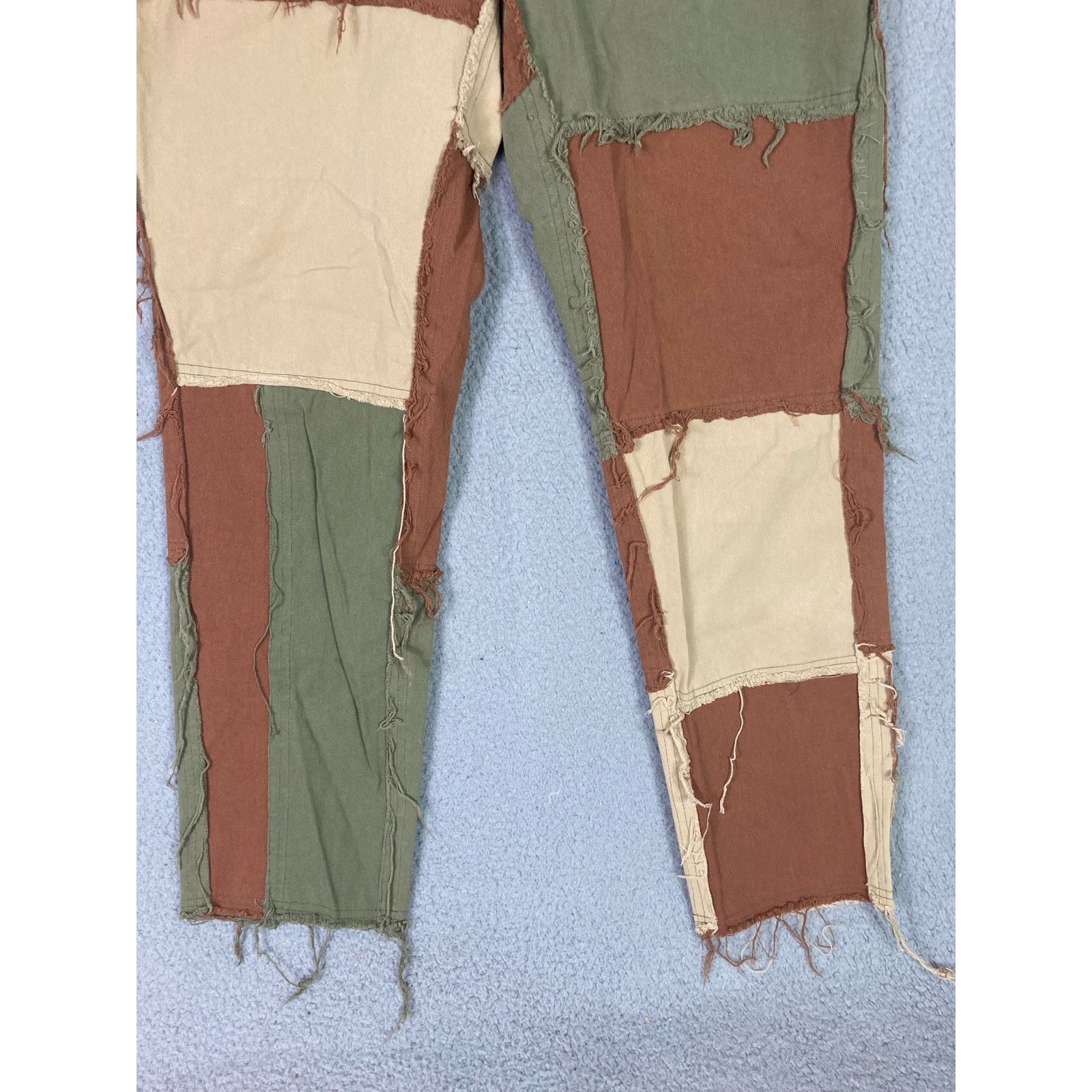 Shein Shein Mom Fit Patched Jeans Pants Women Size M Distressed Size 28" / US 6 / IT 42 - 6 Thumbnail