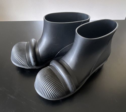 Loewe Loewe Black Rubber Ankle Rain Boots Size US 9 / EU 42 - 1 Thumbnail