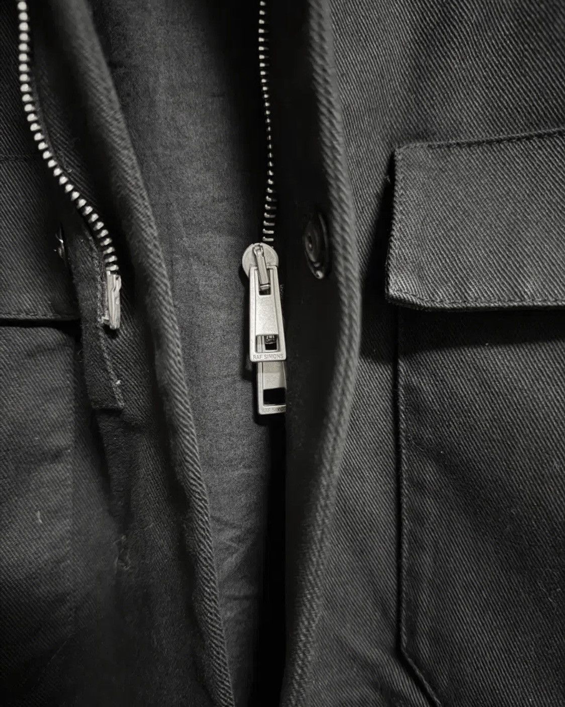 Raf Simons Raf Simons Isolated Heroes Parka Size US M / EU 48-50 / 2 - 6 Thumbnail