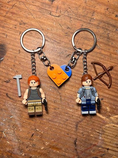 LEGO the last of us 2 minifigure matching keychain ellie Abby Size ONE SIZE - 2 Thumbnail