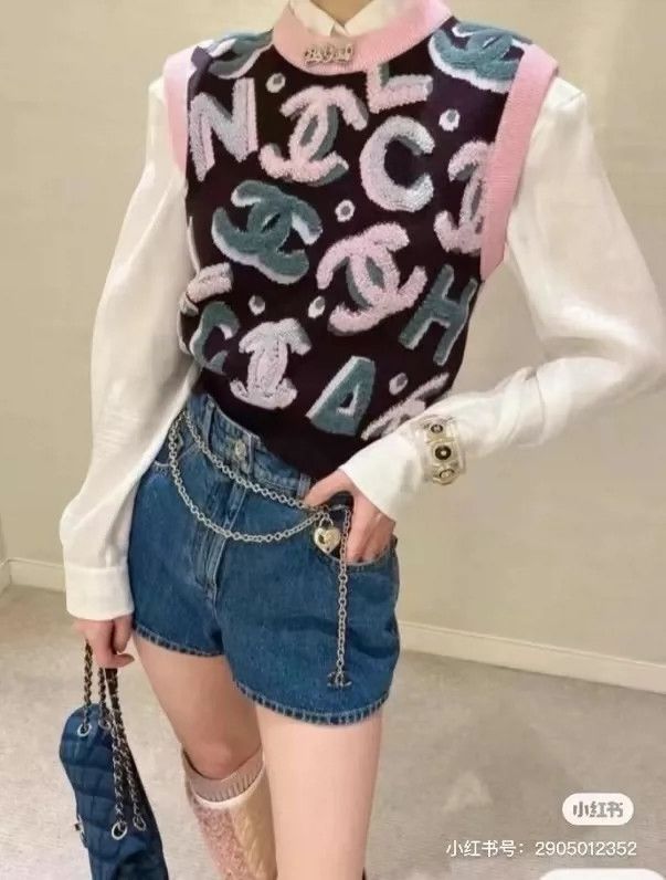 Chanel Chanel 22 Autumn and Winter Ski Series Embossed Logo Knitt Size XS / US 0-2 / IT 36-38 - 2 Thumbnail