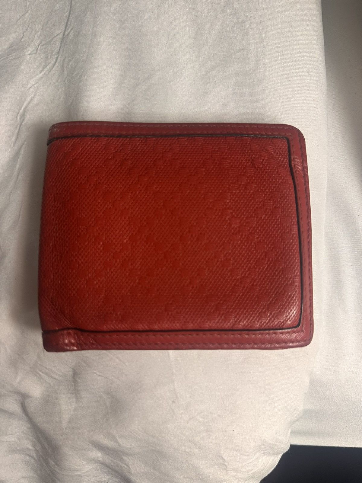 Gucci Gucci bifold leather wallet. Lightly used. Size ONE SIZE - 1 Thumbnail