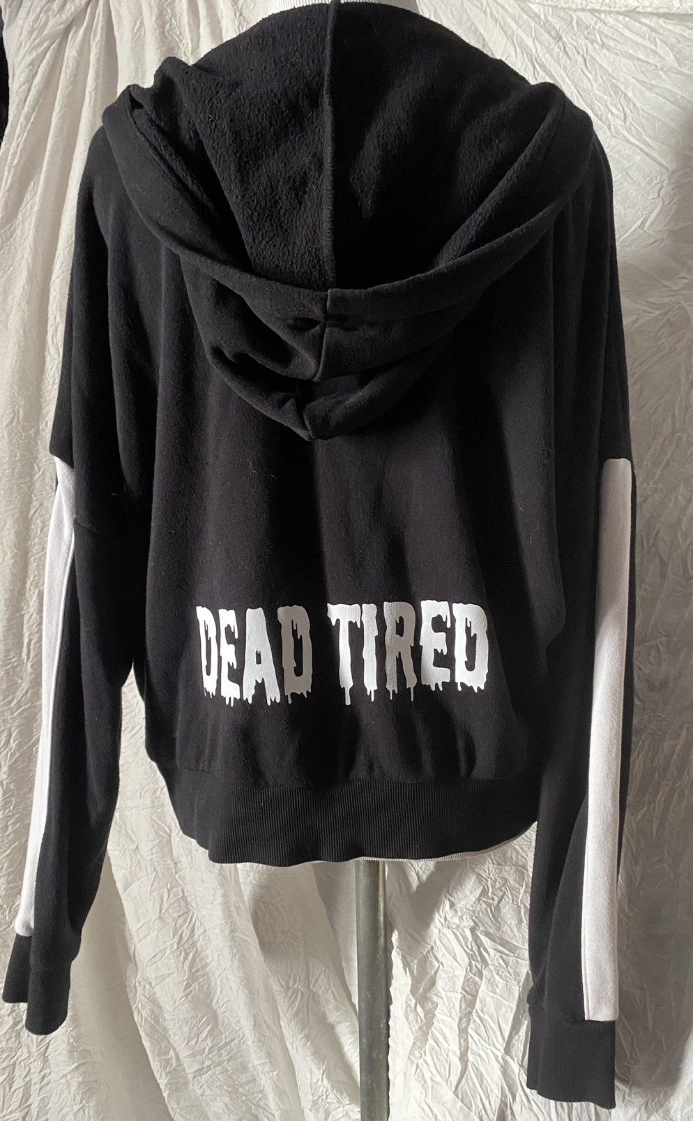 Forever 21 F21 Contemporary, “Dead Tired”, Lace Up Front Hoodie Size M / US 6-8 / IT 42-44 - 10 Thumbnail