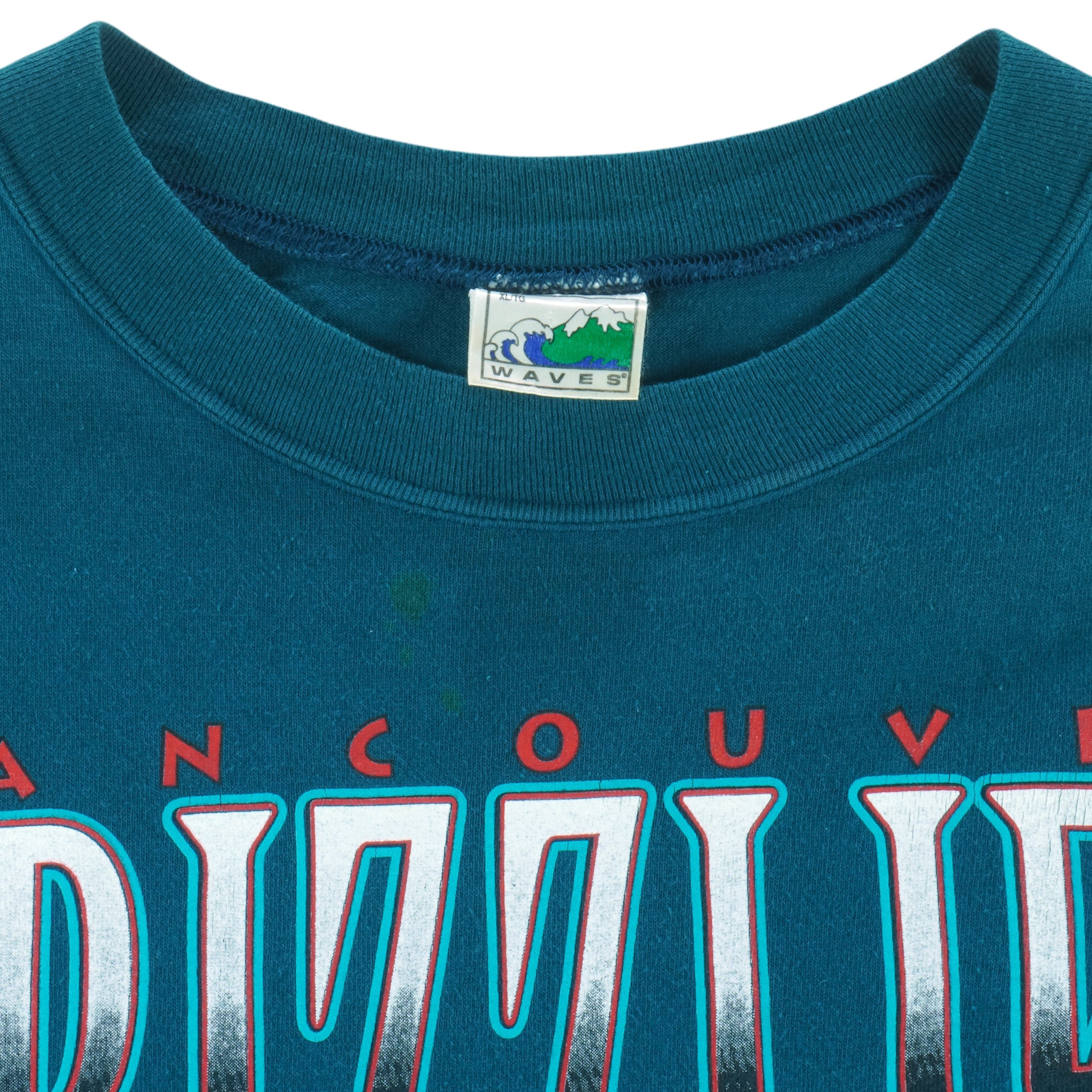 NBA (Waves) - Vancouver Grizzlies Spell-Out T-Shirt 1994 Size US XL / EU 56 / 4 - 5 Thumbnail
