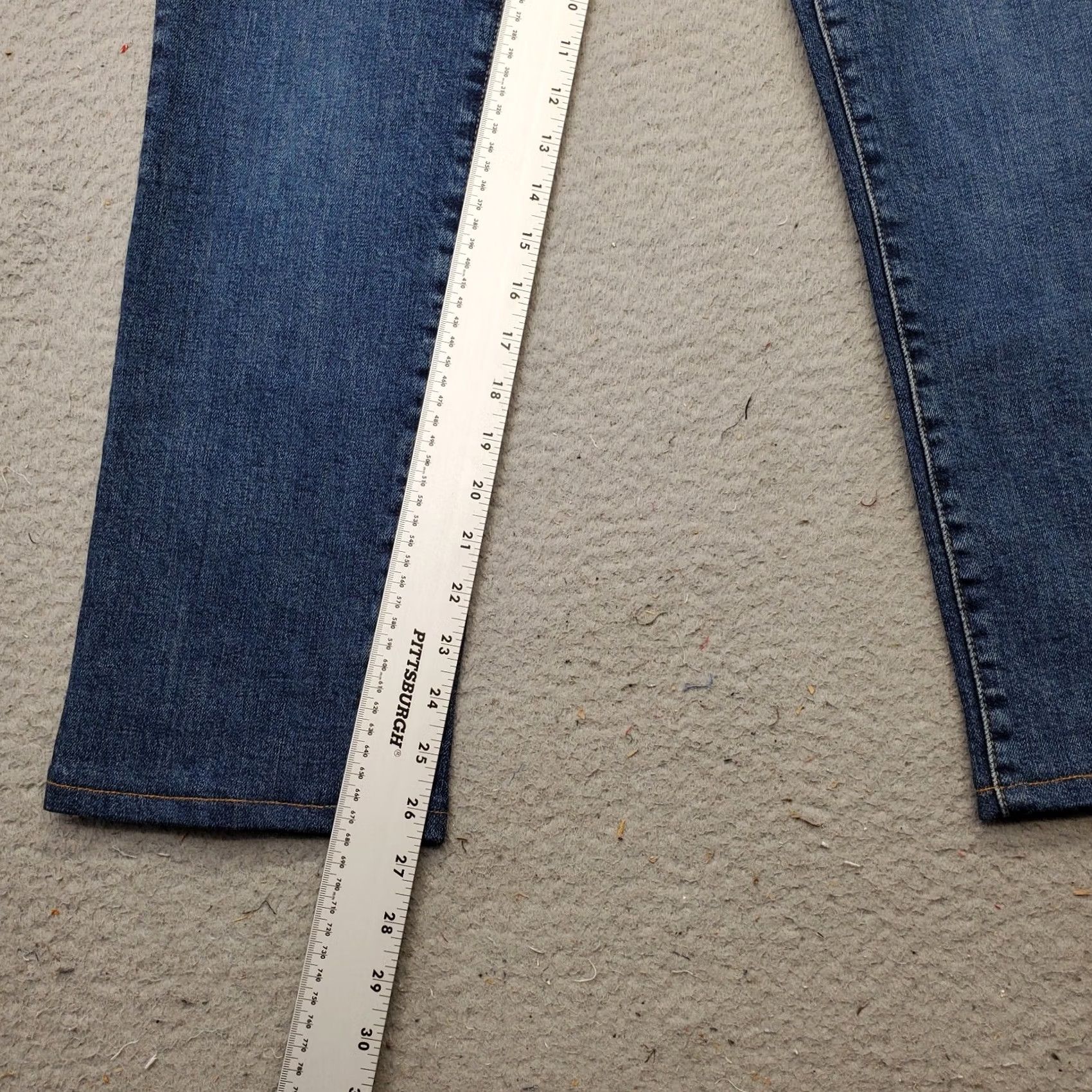 Lands' End Lands' End Jeans Mens 32 Blue Straight Leg Slim Fit 5-Pocket Denim Grounded Mens Size 32 Blue 90s Theme Size US 32 / EU 48 - 4 Thumbnail