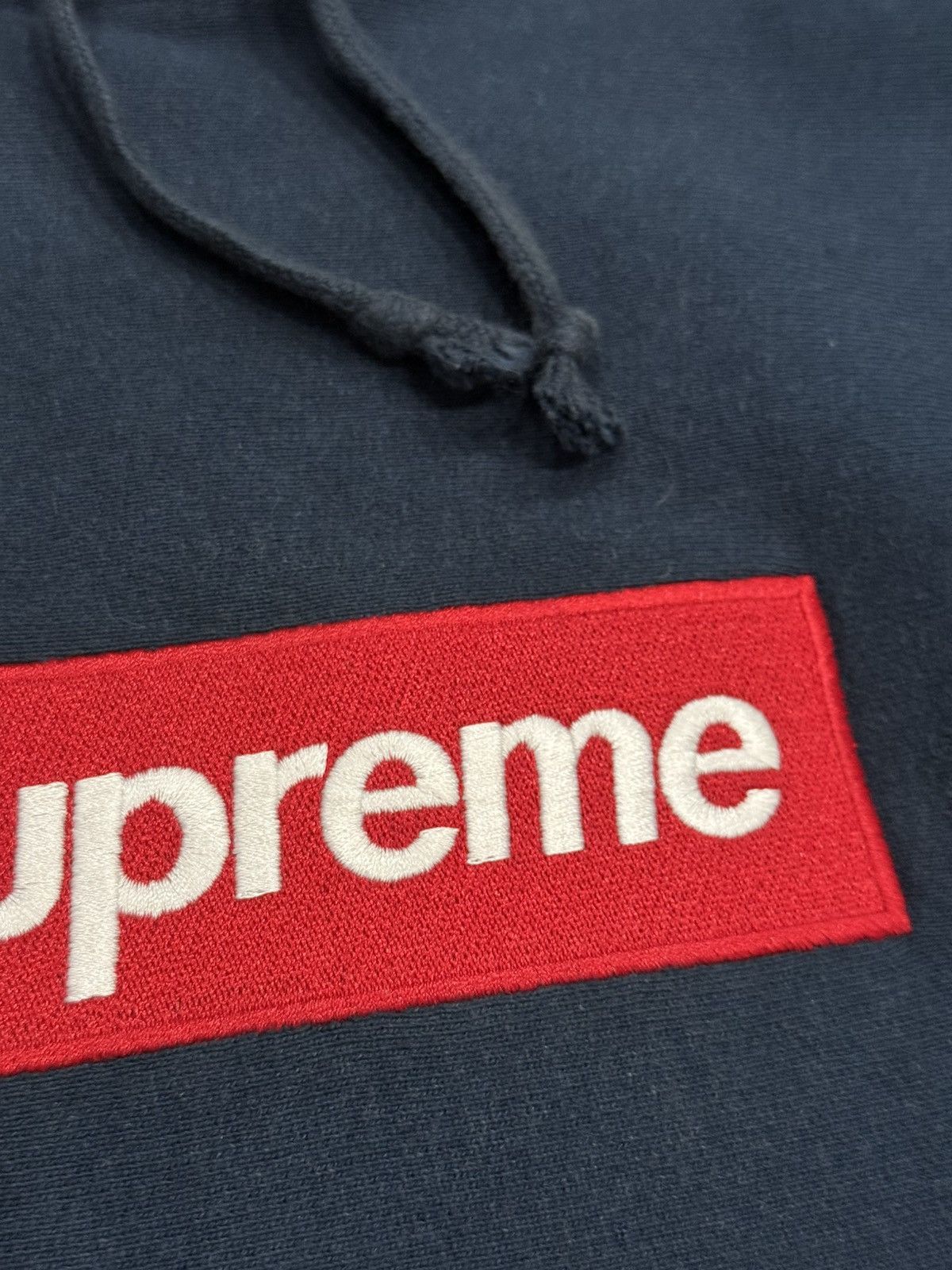 Supreme Supreme FW12 Box Logo Hoodie- Red on Navy Size US M / EU 48-50 / 2 - 4 Thumbnail