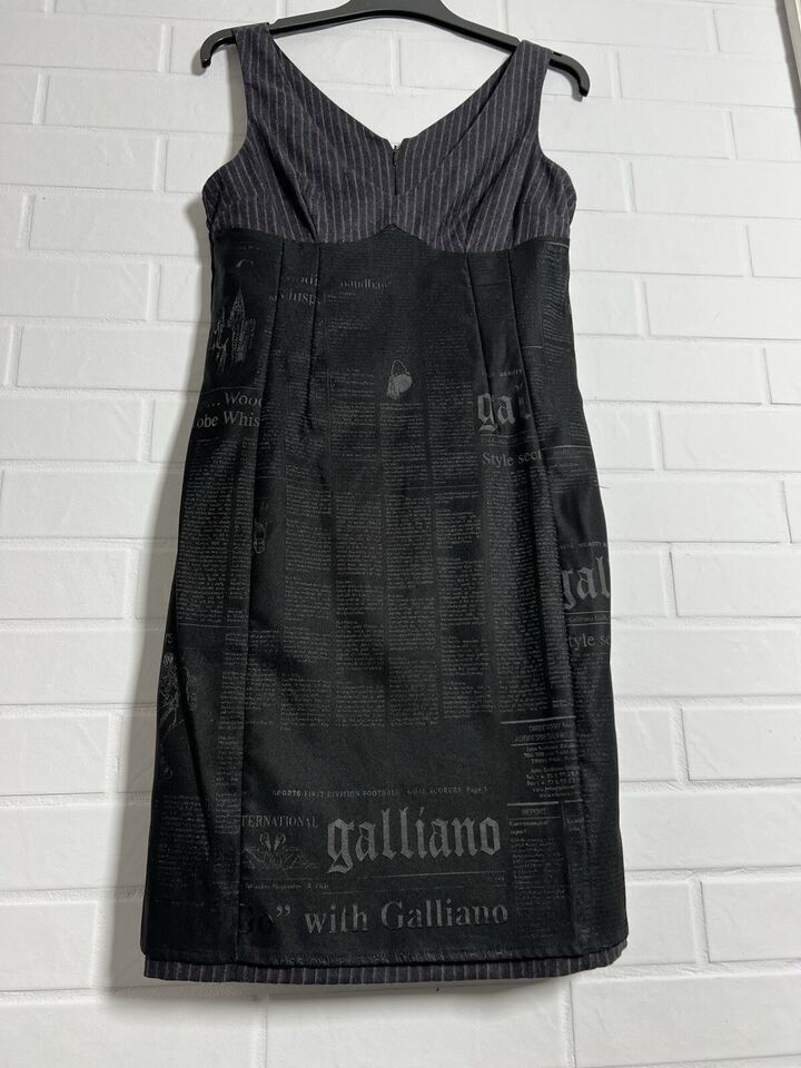 John Galliano John Galliano Vintage Dress Wool Blend Size 28/42 Size M / US 6-8 / IT 42-44 - 16 Thumbnail