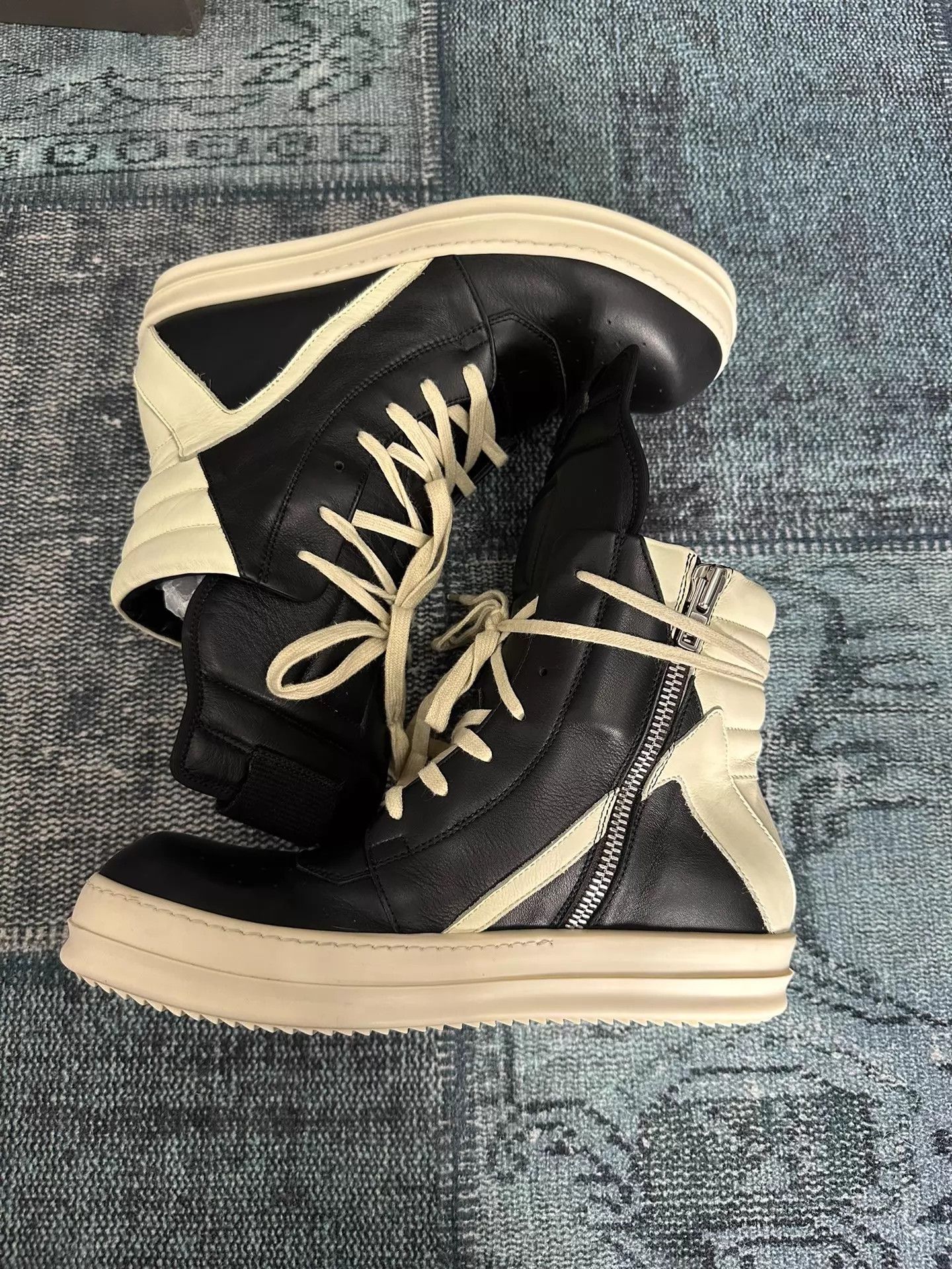Rick Owens Rick Owens Mainline Triangle 41 Near Mint Size US 8 / EU 41 - 2 Thumbnail