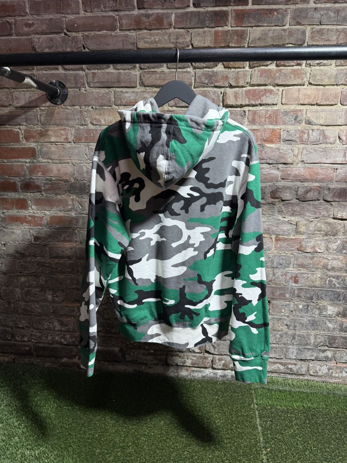 Supreme Supreme Green Camo Zip-Up Sz. M Size US M / EU 48-50 / 2 - 2 Thumbnail