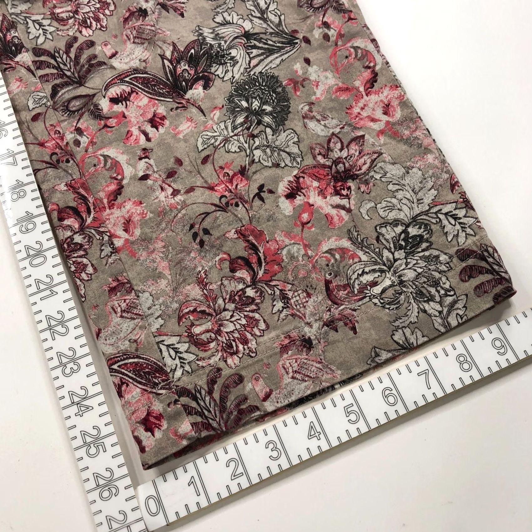 Vintage Chico's Pants Boho Floral High Rise Wide Leg Pull On Elastic Cotton Rayon Spandex Straight Front Pockets Regular 1 33W 26L Womens Modern Vintage: No Size 24" / US 00 / IT 34 - 6 Thumbnail
