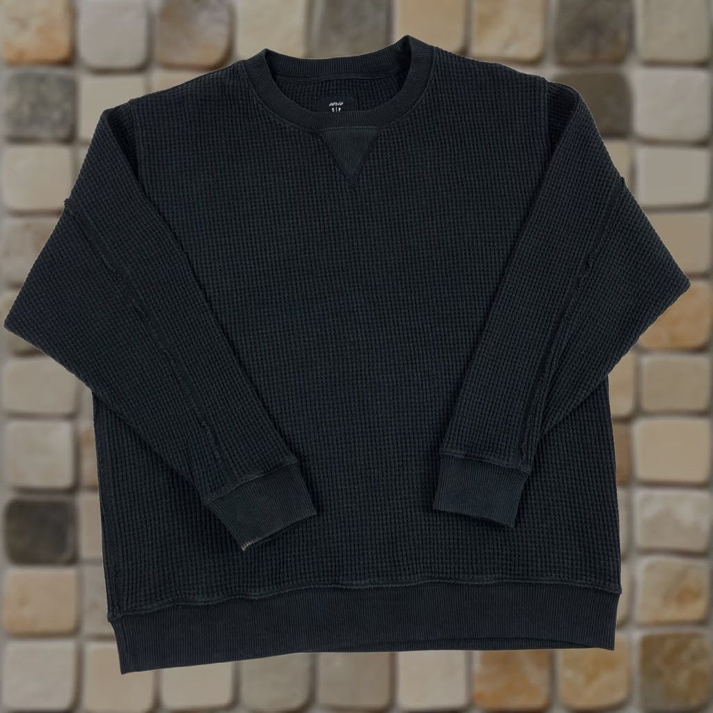 Vintage Aerie Sweater Womens Small Black Thermal Waffle Knit Long Sleeve Pullover Casual Workwear Knit Crew Neck Pullover Fall Winter Womens Size S / US 4 / IT 40 - 1 Thumbnail