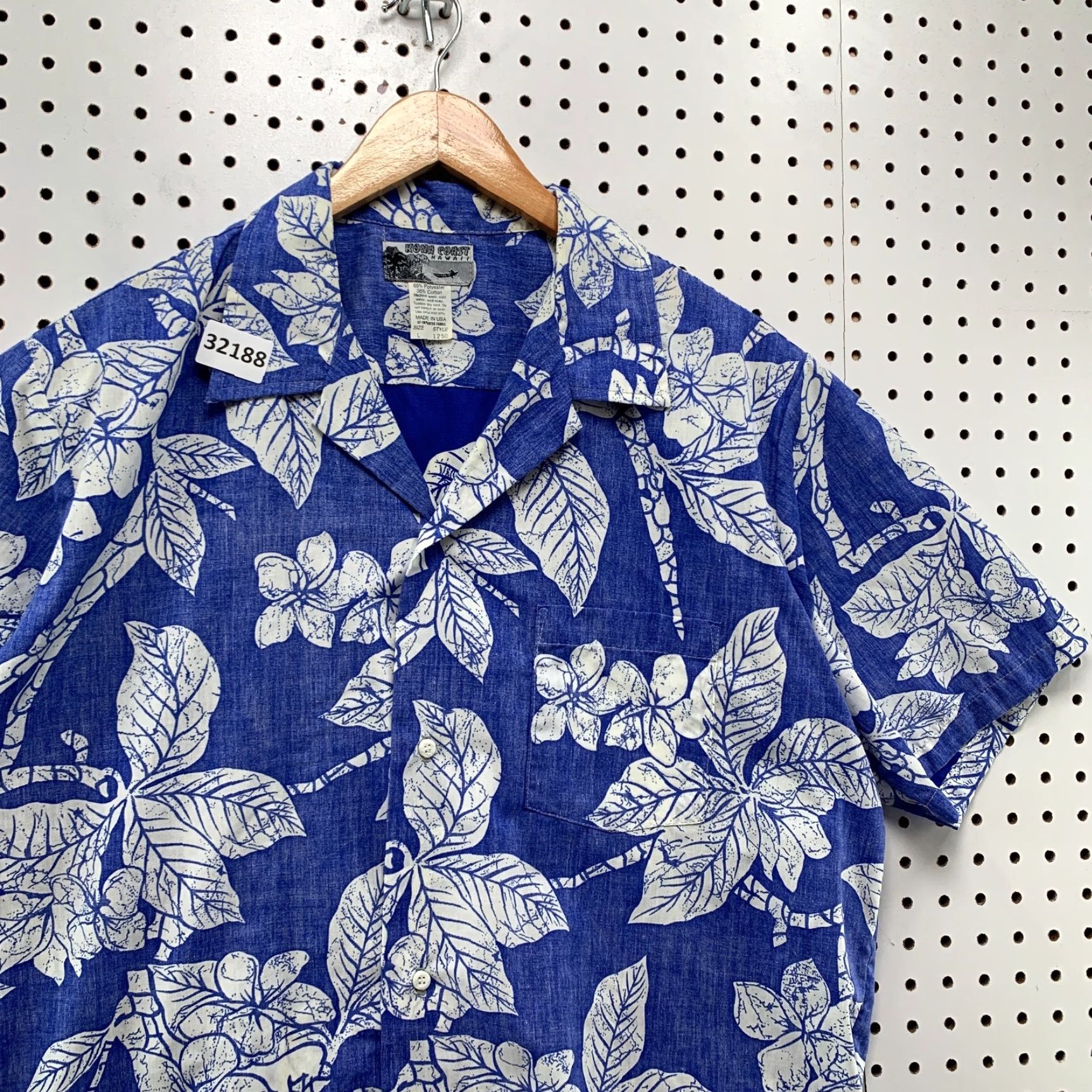Vintage VINTAGE Kona Coast Hawaii Button-Up Shirt Mens Large Blue Floral Made USA 24x30.5 Size US L / EU 52-54 / 3 - 7 Thumbnail