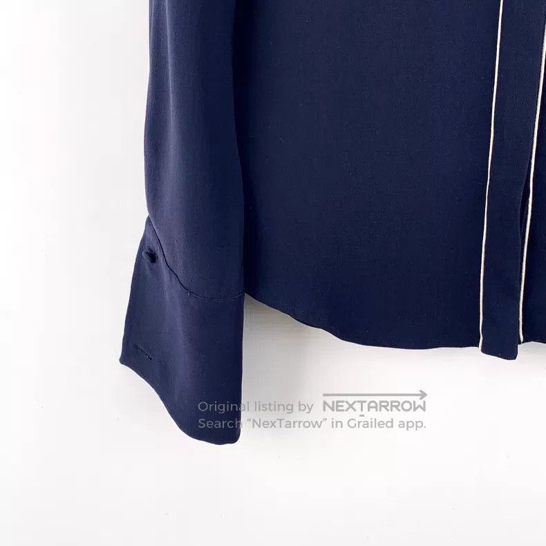 Loro Piana Loro Piana Dark Blue Mulberry Silk Notched Collar Long Sle Size XS / US 0-2 / IT 36-38 - 4 Thumbnail