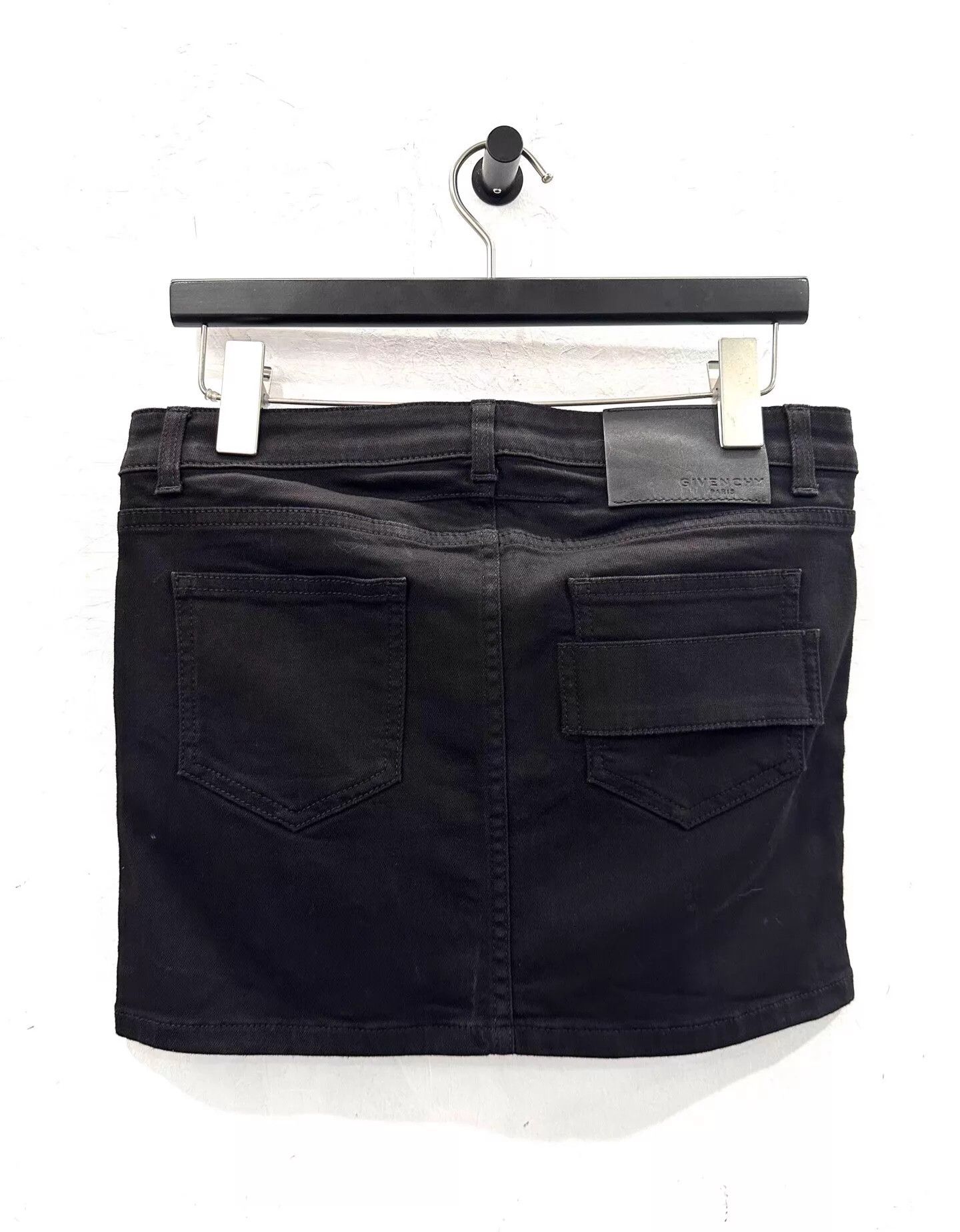 Givenchy Givenchy women's black denim shorts back leather logo 38 Size 26" / US 2 / IT 38 - 1 Thumbnail