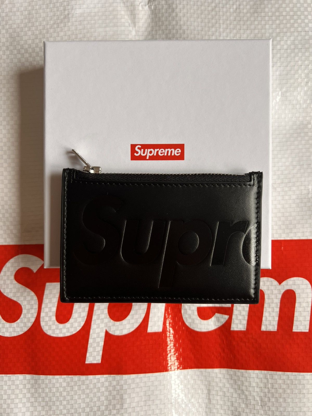 SUPREME Leather zip card holder Wallet black calfskin logo