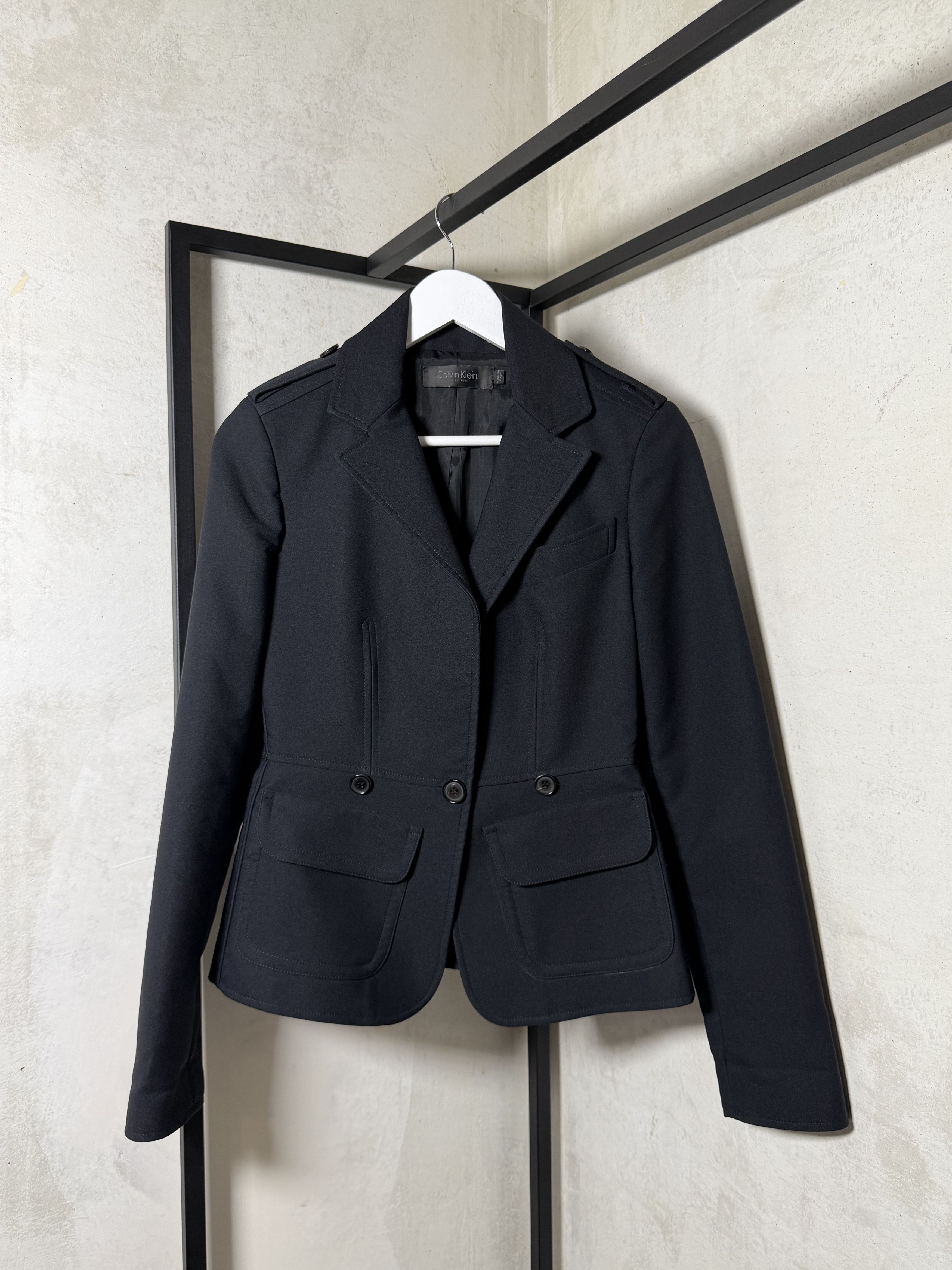 Calvin Klein Calvin Klein Caroline Three-Buttons Jacket Size M / US 6-8 / IT 42-44 - 1 Thumbnail