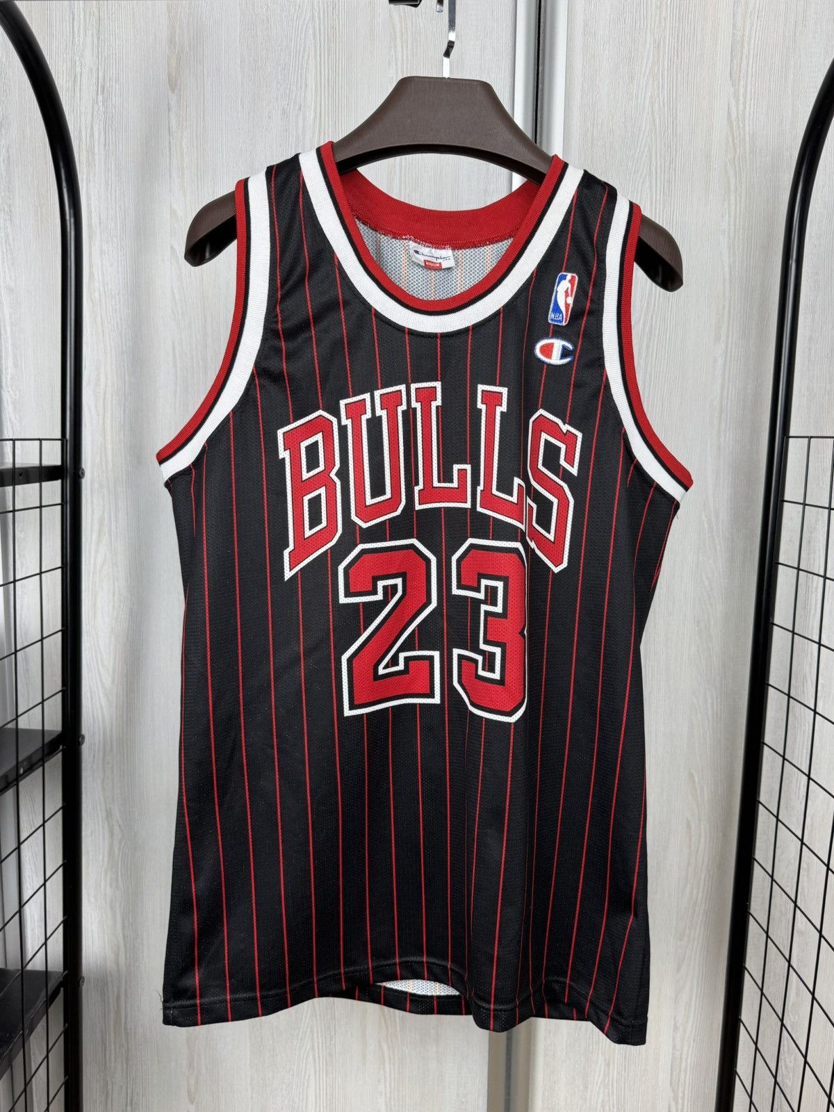Champion MICHAEL JORDAN CHICAGO BULLS JERSEY NBA BASKETBALL CHAMPION Size US M / EU 48-50 / 2 - 1 Thumbnail