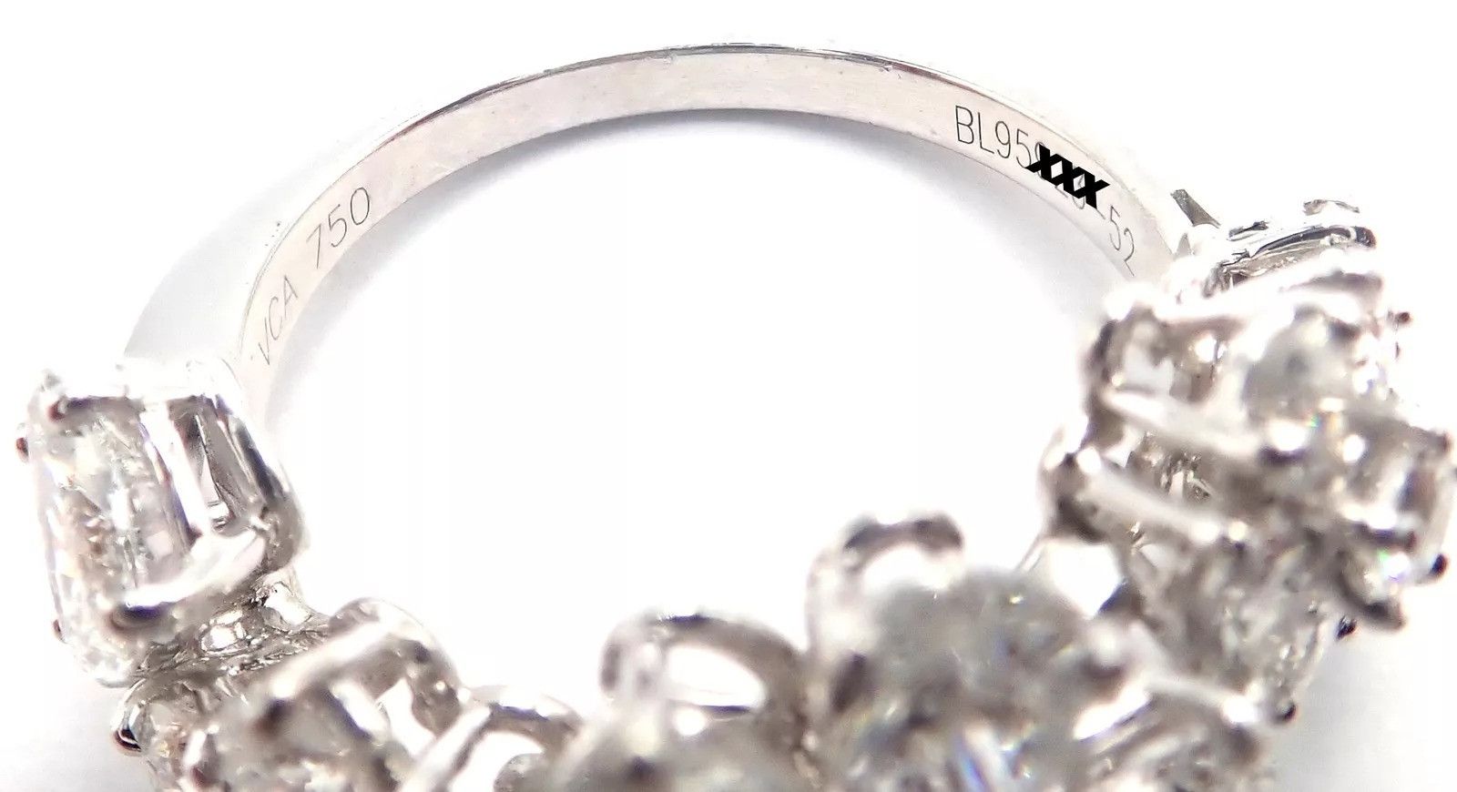 Van Cleef & Arpels Van Cleef & Arpels Folie des Pres 18k Diamond Flower Ring Size ONE SIZE - 9 Thumbnail