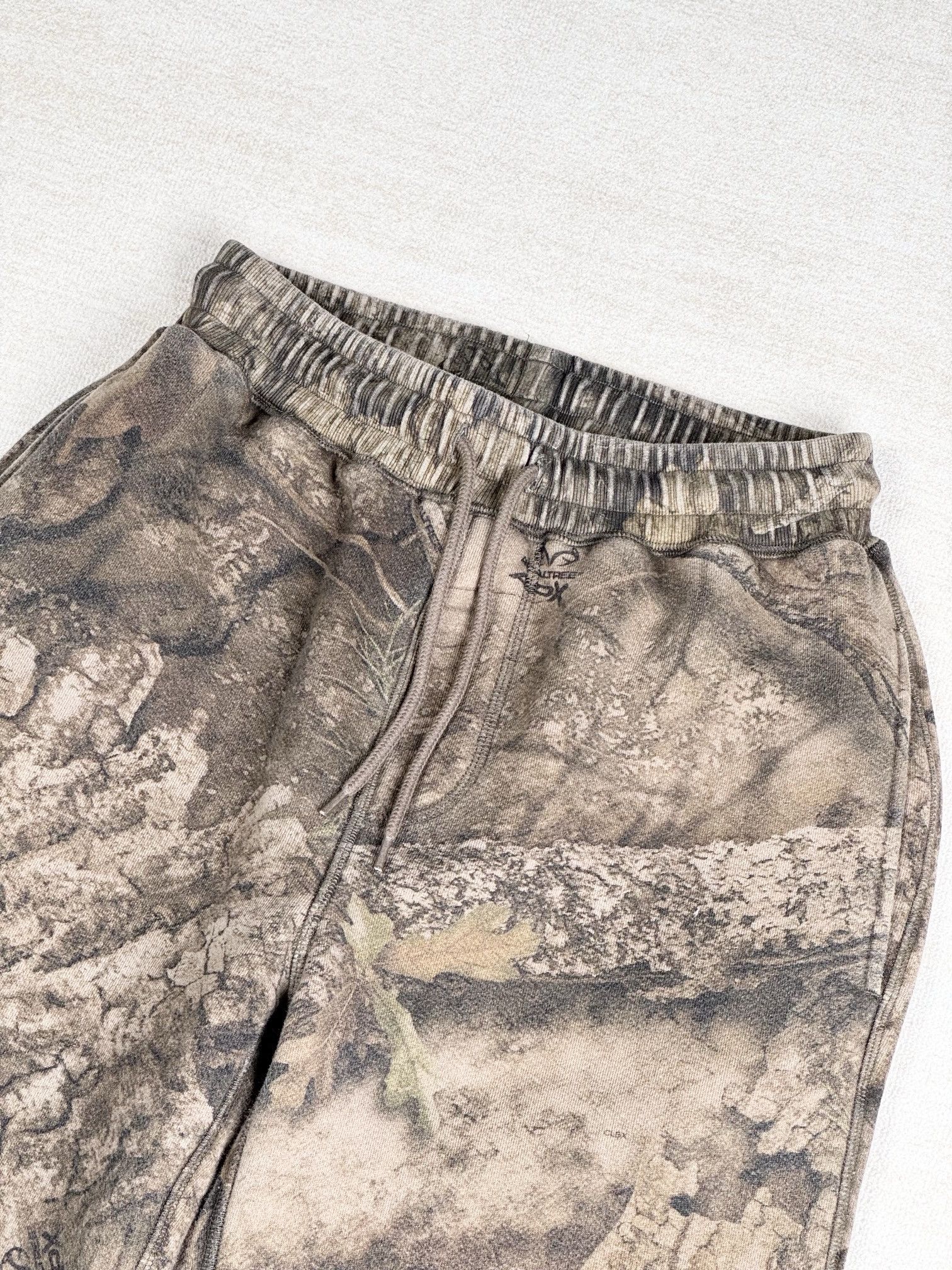 Cole Buxton tree camo sweatpants M Size US 32 / EU 48 - 3 Thumbnail