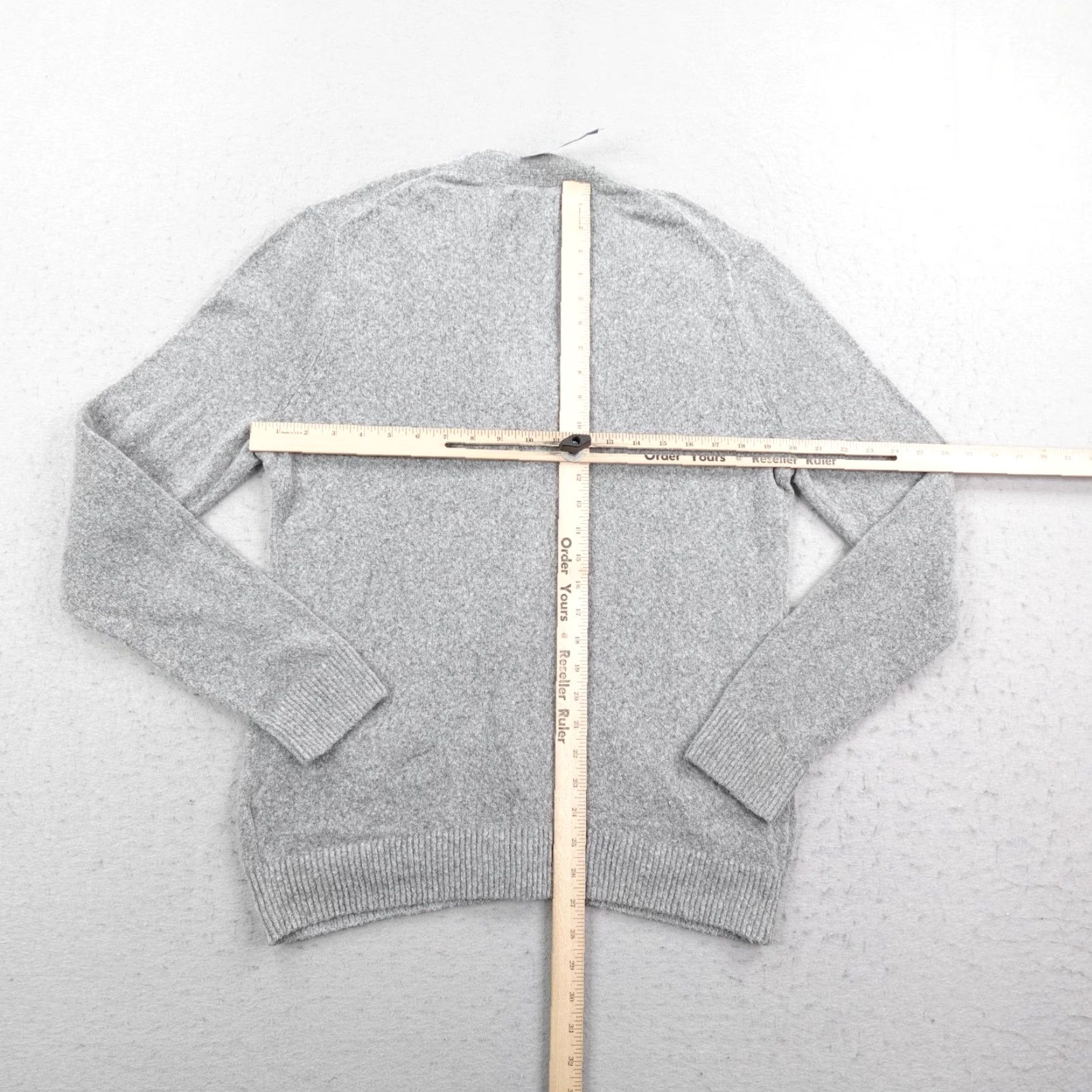 Abercrombie & Fitch Abercrombie & Fitch Sweater Cardigan Mens Medium Gray Knit Button Up V-Neck Pockets Solid Size US M / EU 48-50 / 2 - 6 Thumbnail