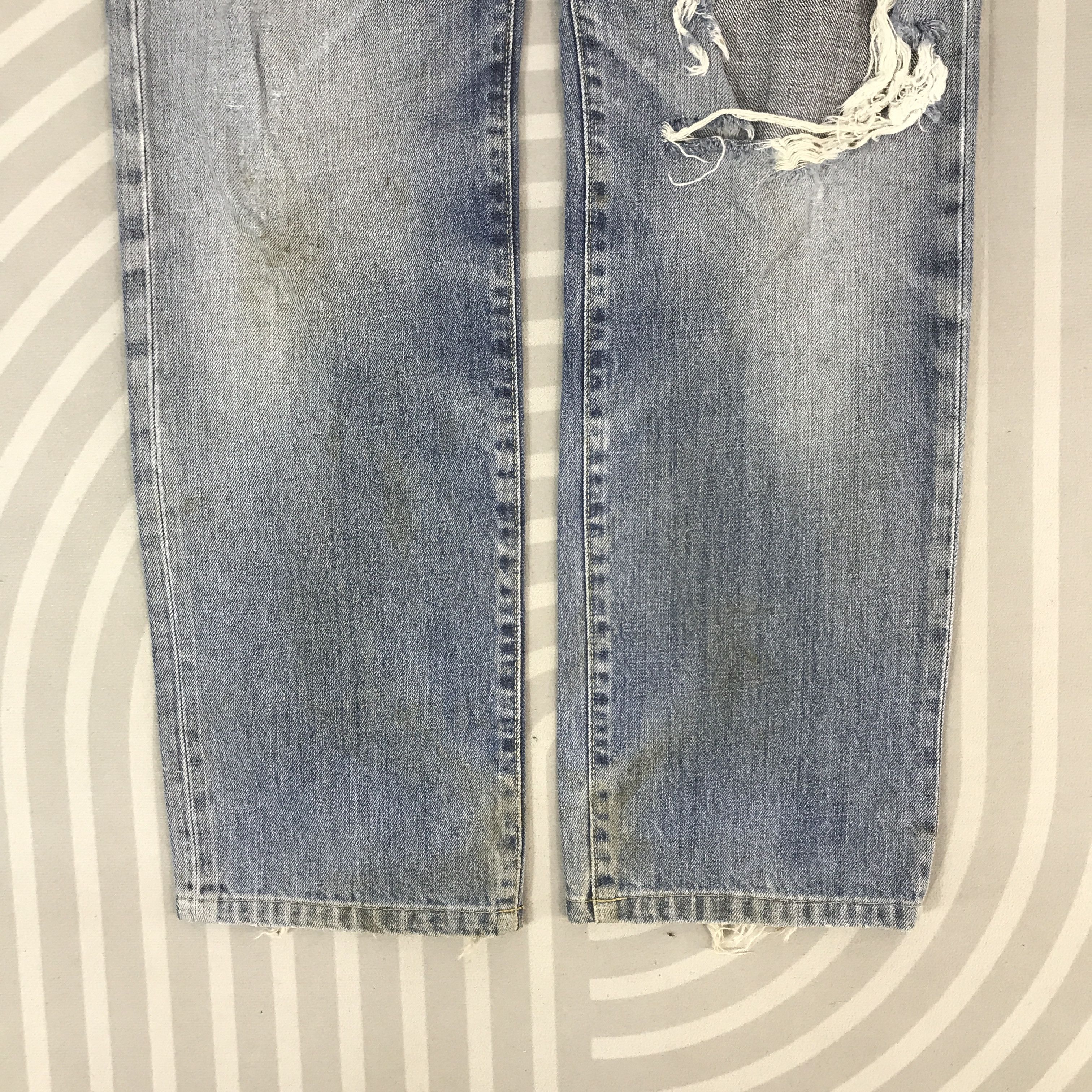 Uniqlo Vintage Uniqlo Japan Distressed Denim Pants Size US 32 / EU 48 - 3 Thumbnail