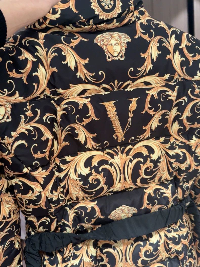 Versace Versace Hooded down jacket Size L / US 10 / IT 46 - 7 Thumbnail