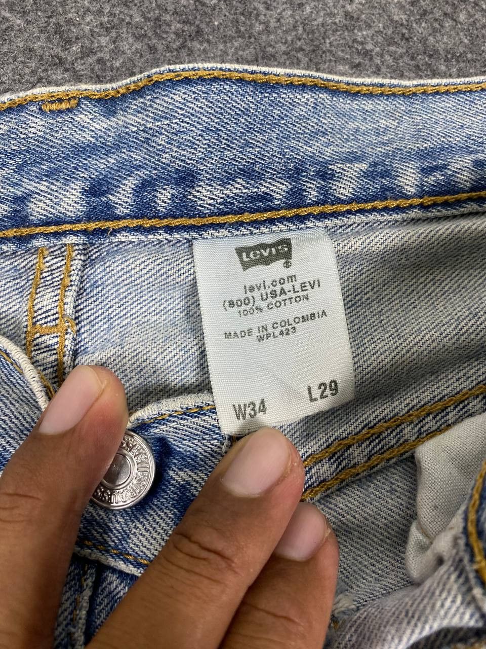 Levi's vintage levis 501 lightwash distressed denim nice design Size US 35 - 13 Thumbnail