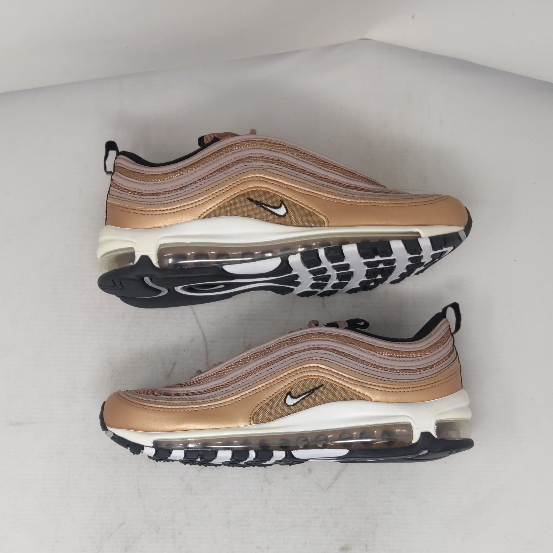 Nike Wmns Nike Air Max Desert Dust Nike Wmns Air Max 97 Lux - Main Image