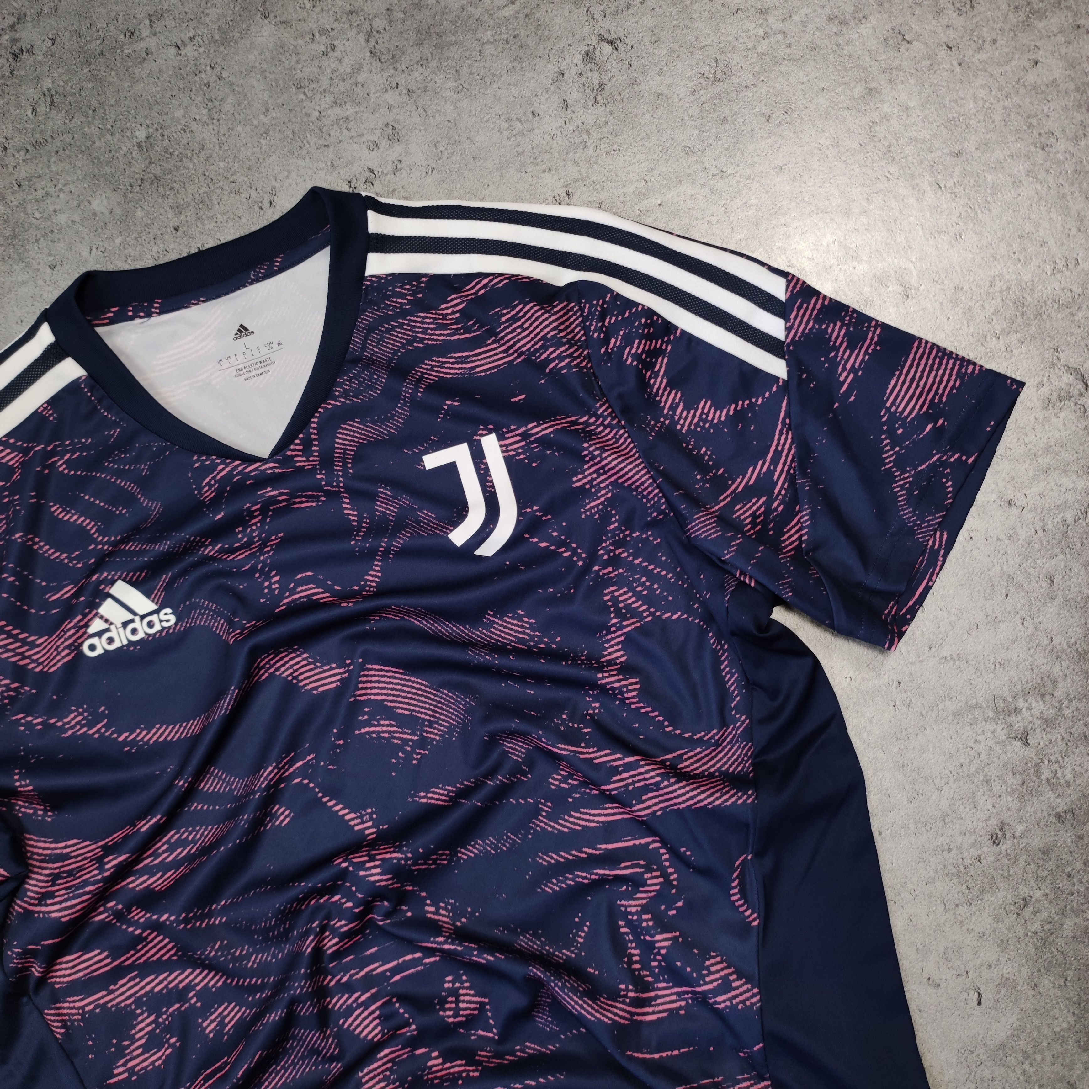 Adidas RARE Juventus FC Adidas x Football Team Training Jersey Size US L / EU 52-54 / 3 - 3 Thumbnail