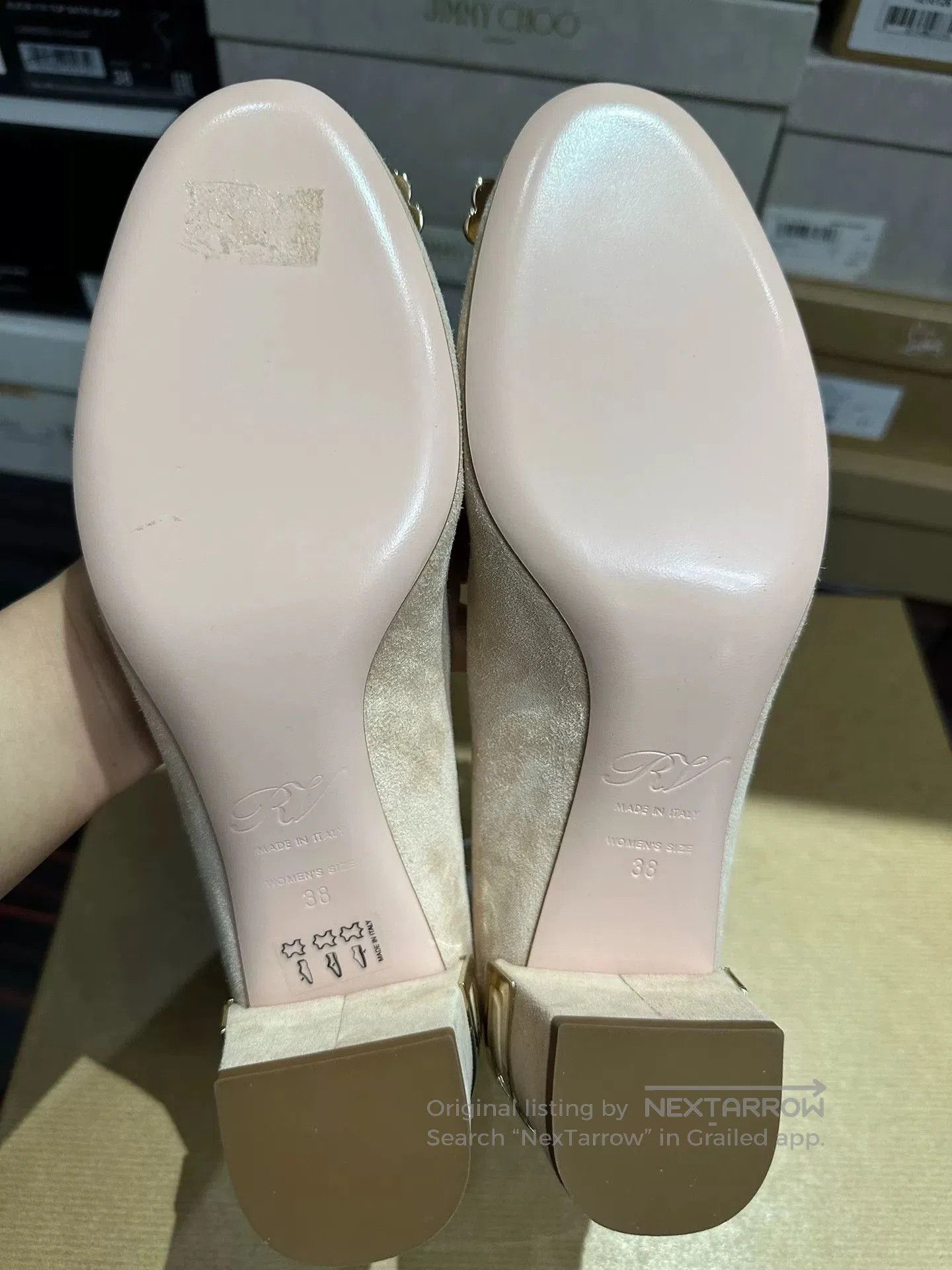 Roger Vivier Roger Vivier Pearl Buckle Block Heel Shoes. Size US 7 / IT 37 - 6 Thumbnail