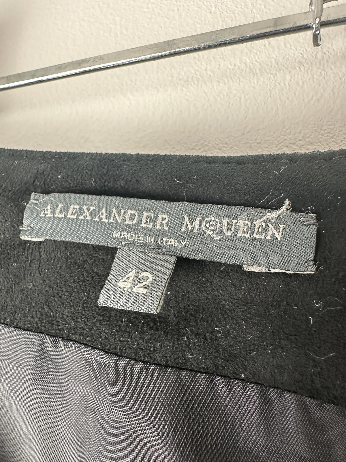 Alexander McQueen Alexander McQueen F/W 2003 'Scanners' Suede Grommet Skirt Size 32" / US 10 / IT 46 - 5 Thumbnail