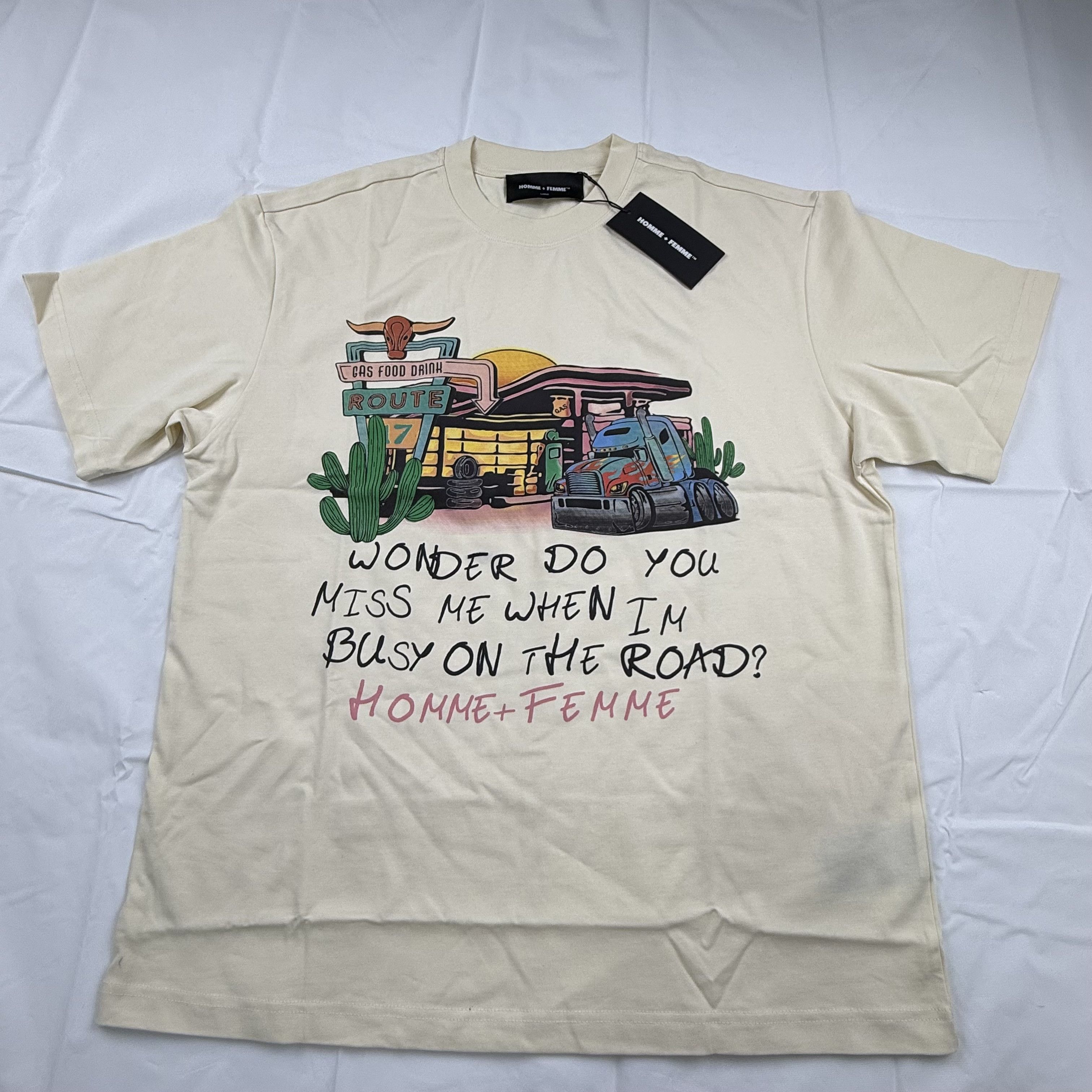 Homme + Femme La Homme + Femme Mens Route 17 Trucker Graphic T-Shirt Size US L / EU 52-54 / 3 - 1 Thumbnail