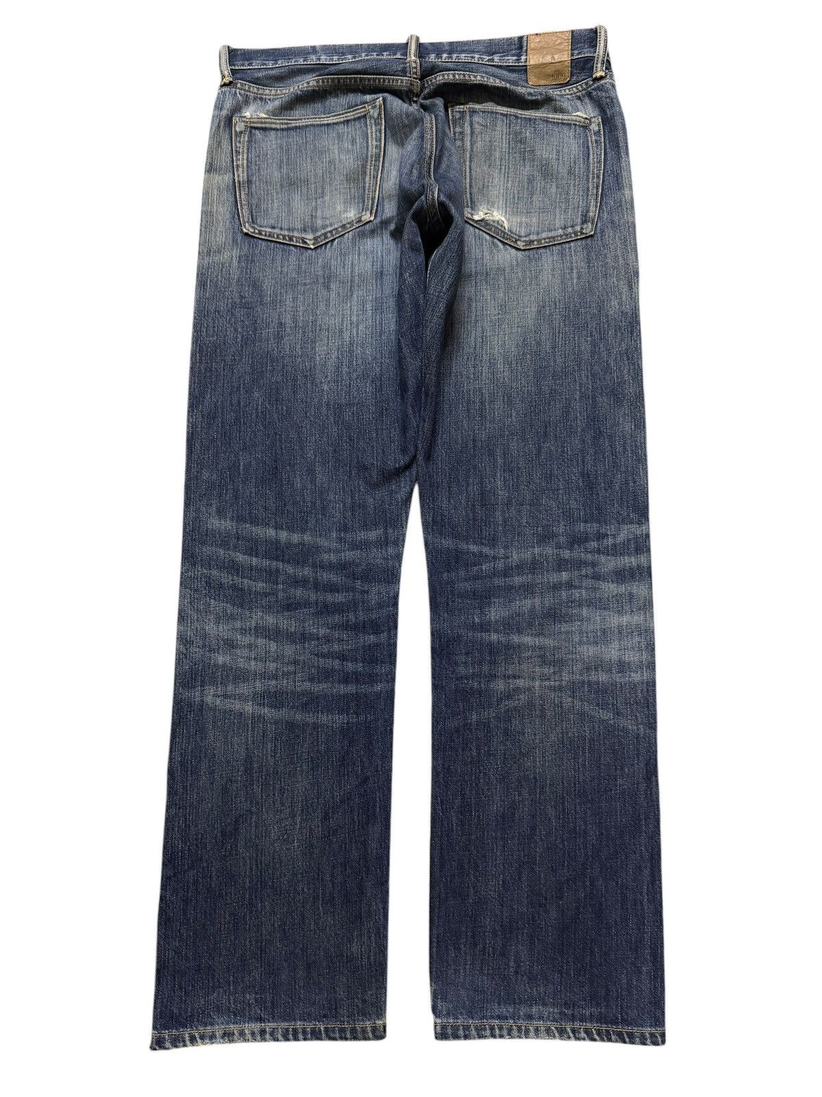 Uniqlo Vintage Y2K Gap Classic Blue Faded Wash Distress Jeans Size US 33 - 2 Thumbnail