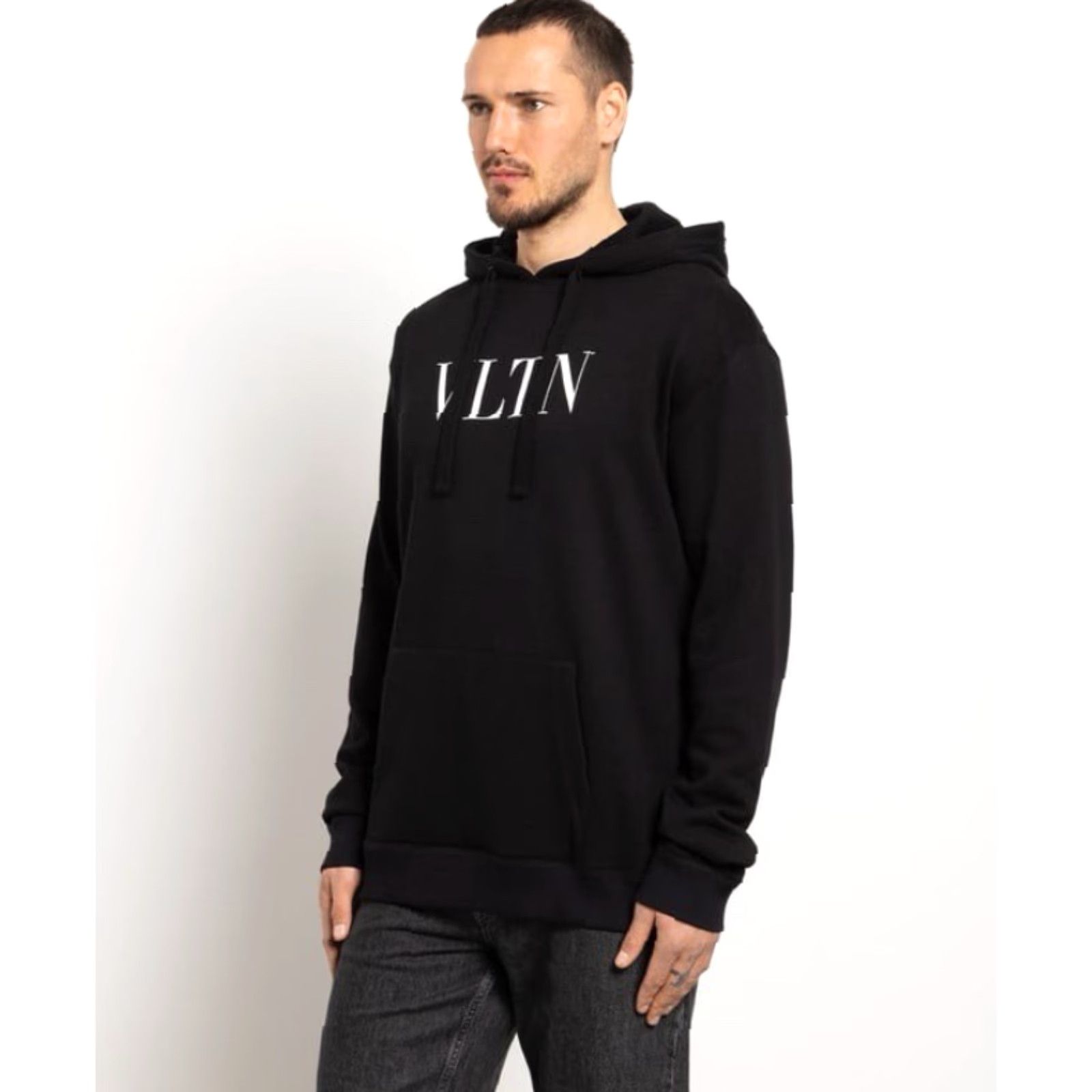 Valentino VINTAGE Valentino VLTN Hoodie Men Pullover Black M Made in Italy NEW with tag (top tag missing) Size US M / EU 48-50 / 2 - 3 Thumbnail