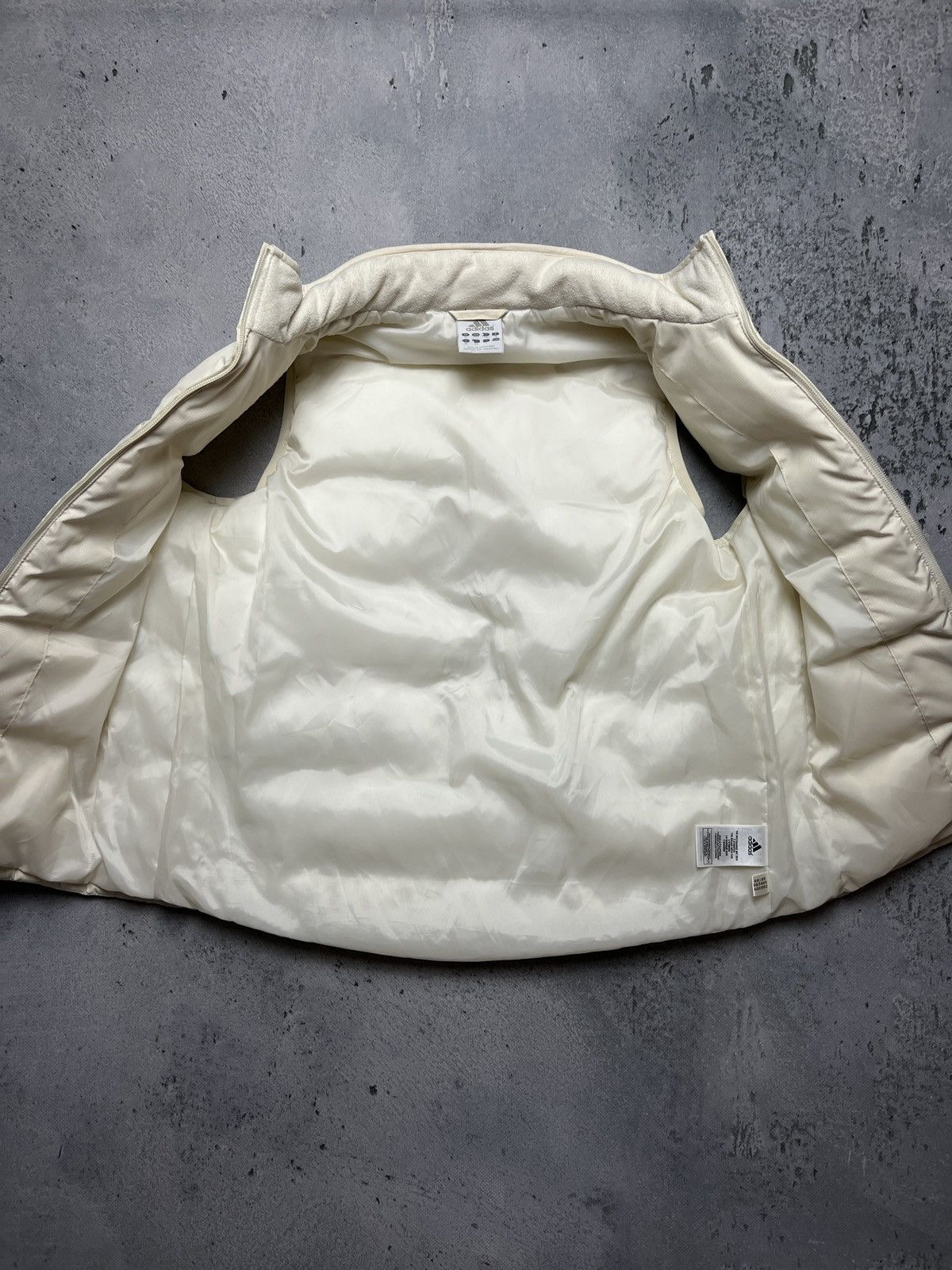 Adidas 00s Adidas Zipper Vintage Puffer Zip-Up Vest y2k 90s Size S / US 4 / IT 40 - 8 Thumbnail